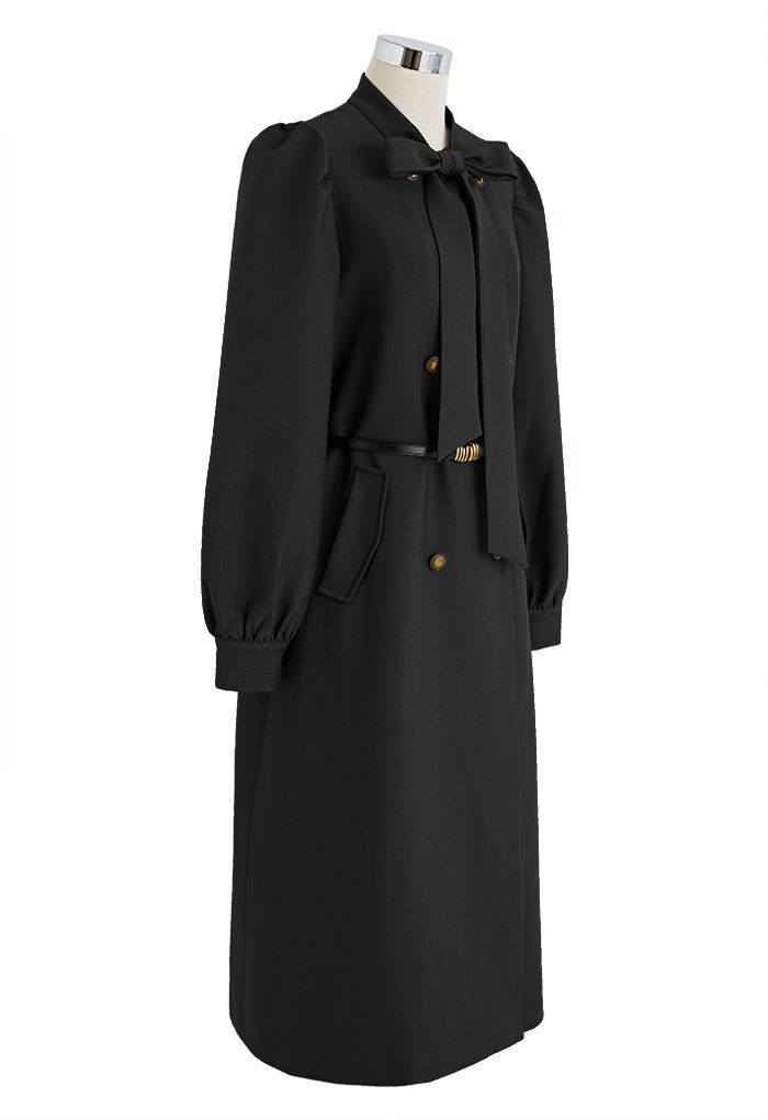 Manteau ceinturé à double boutonnage avec nœud papillon Exquis en Noir