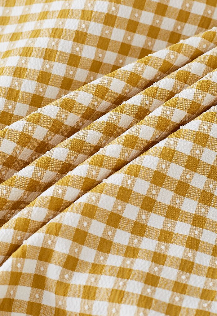 Chemise courte en mousseline de soie torsadée à l'avant en vichy jaune
