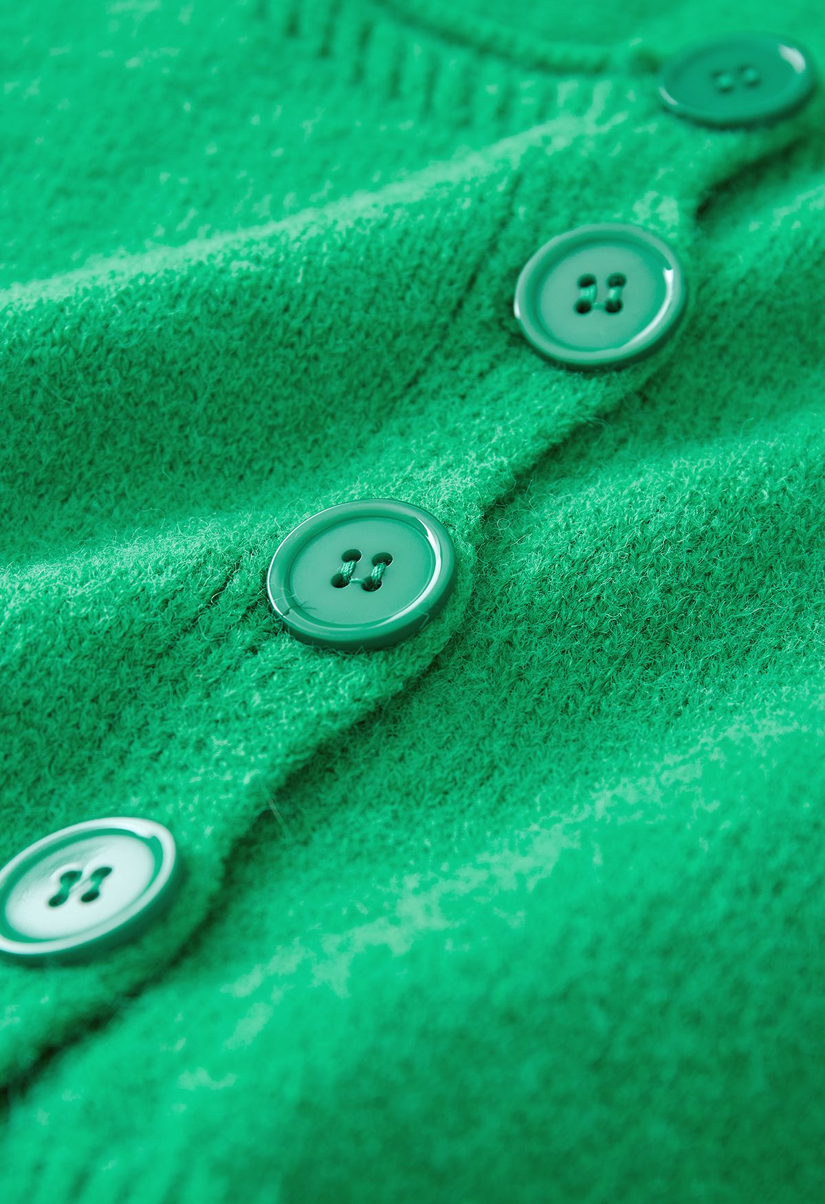 Cardigan court côtelé boutonné en vert