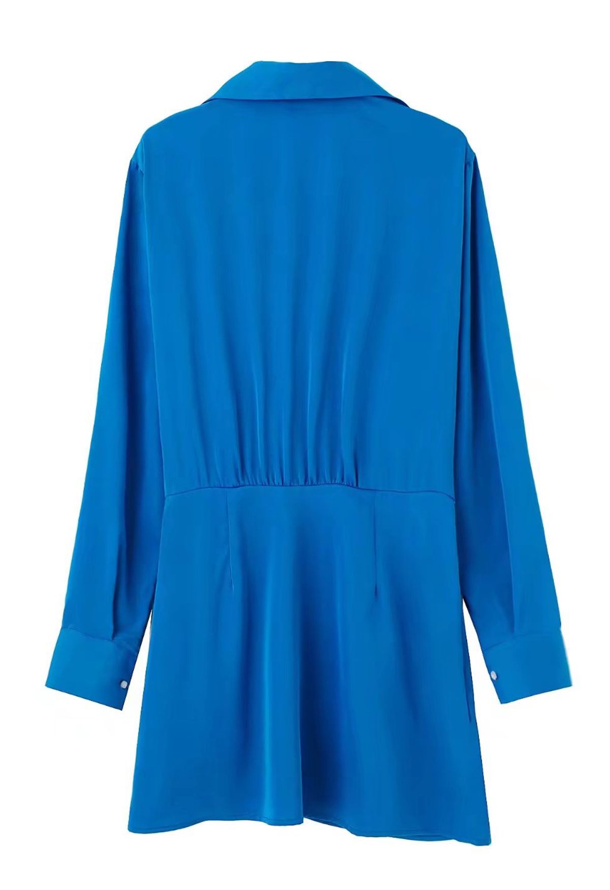 Robe chemise en satin à col en V froncé sur le devant en indigo