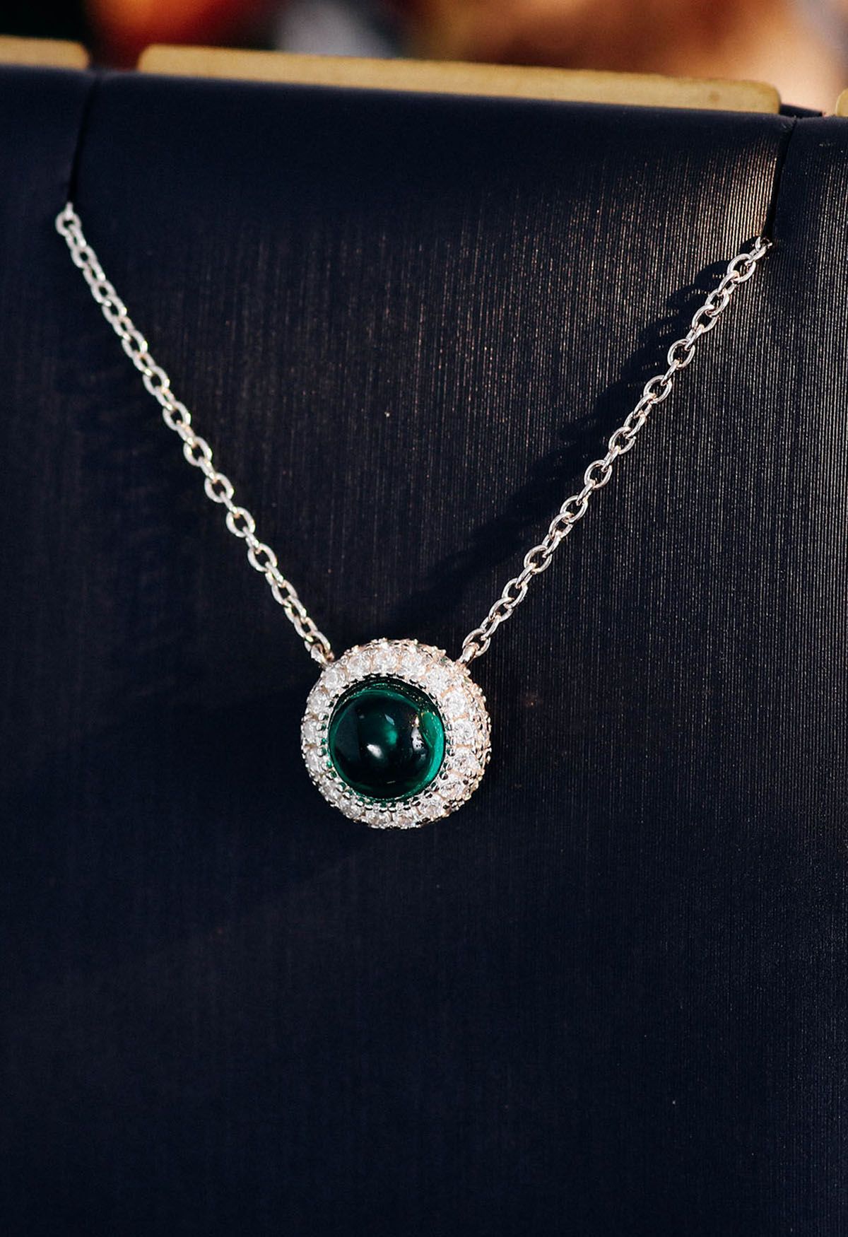Collier de diamants Halo Emerald Gem
