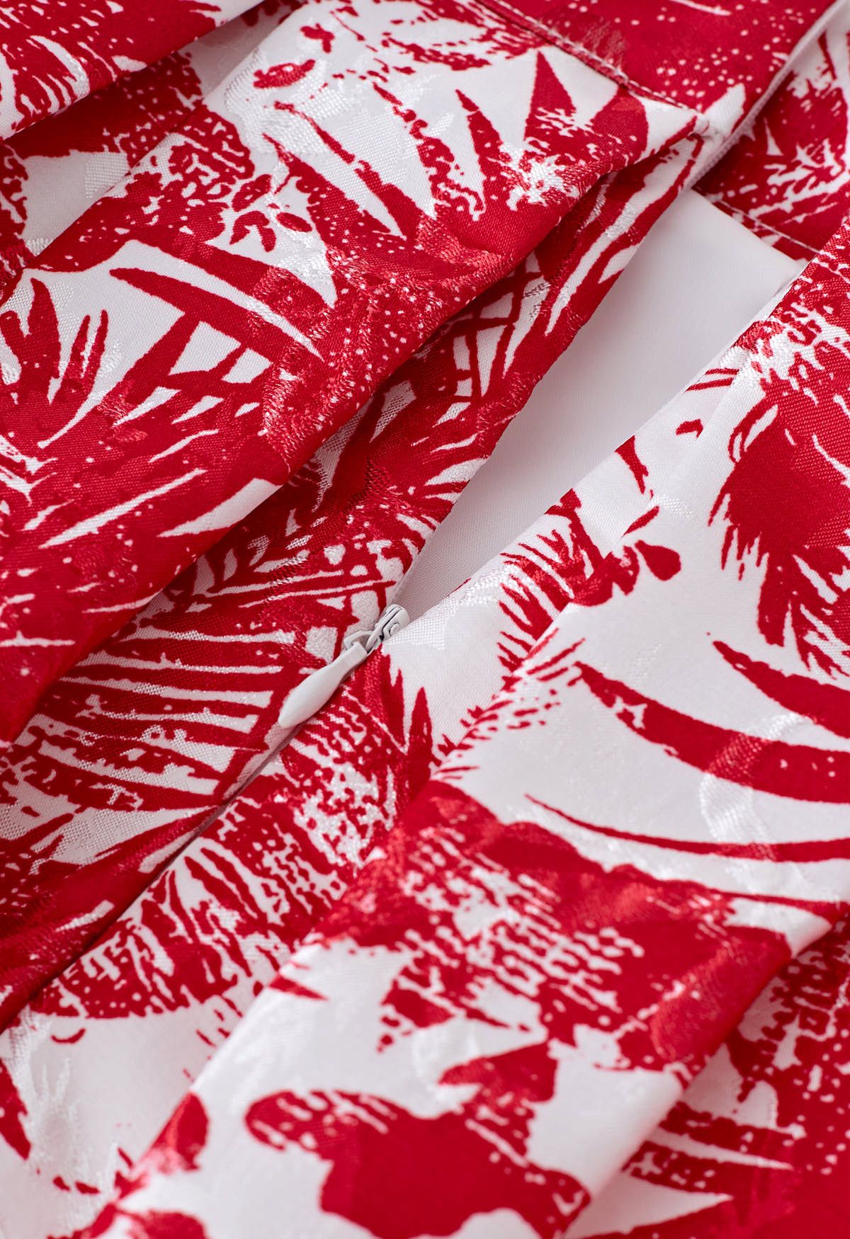 Jupe mi-longue plissée en jacquard Tropical Groove en rouge
