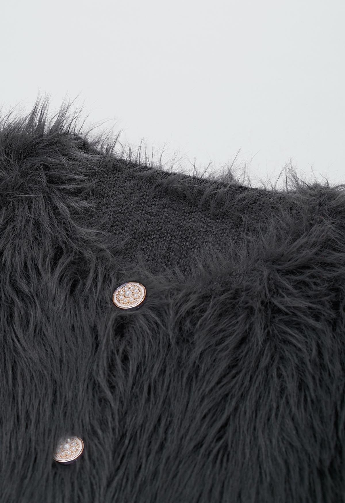 Manteau en tricot en fausse fourrure à bordure boutonnée délicate en fumée
