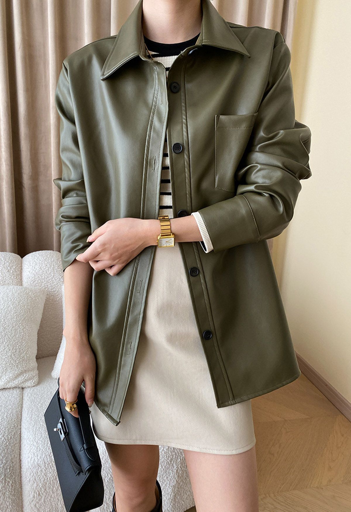 Veste chemise décontractée et chic en similicuir en olive