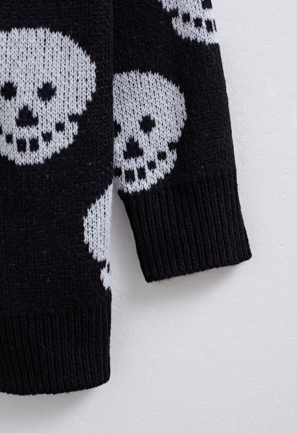 Cardigan long en tricot jacquard tête de mort d'Halloween