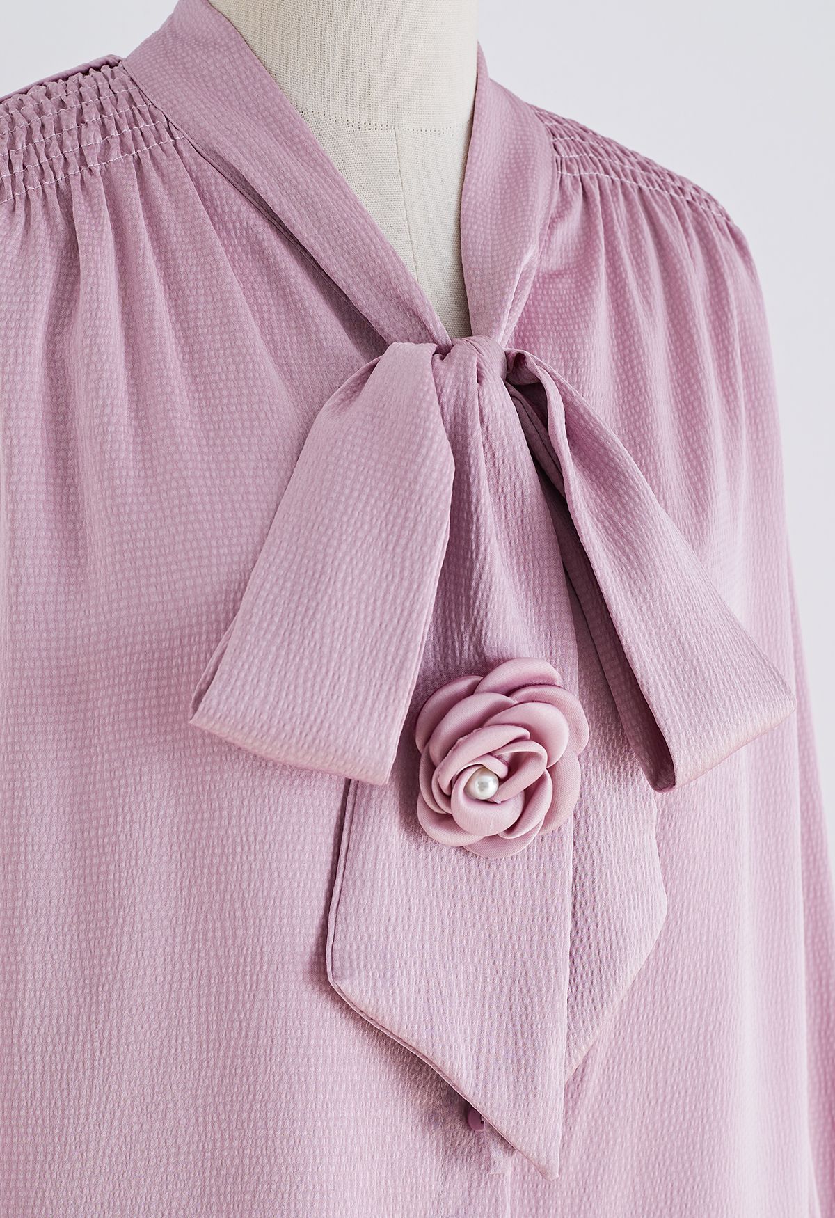 Rose Bowknot Embossed Shirt in Pink