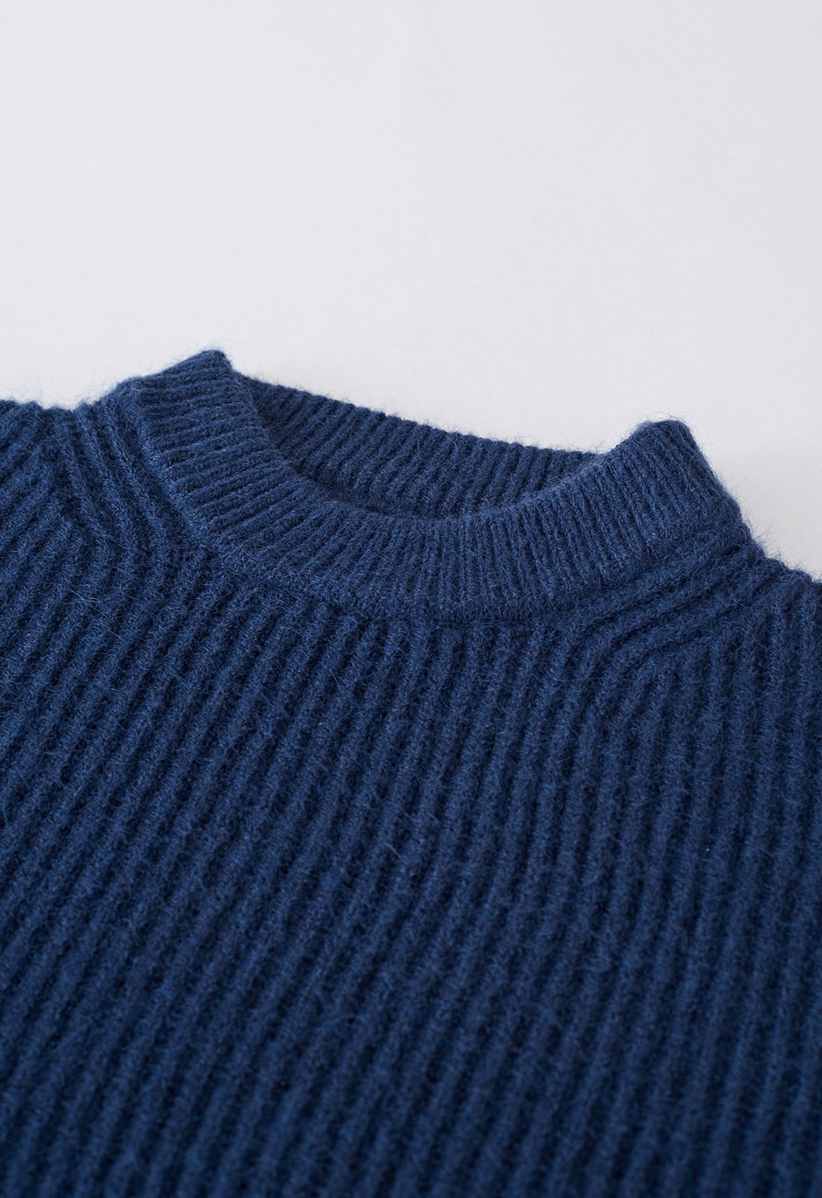 Pull en tricot côtelé de couleur unie en indigo