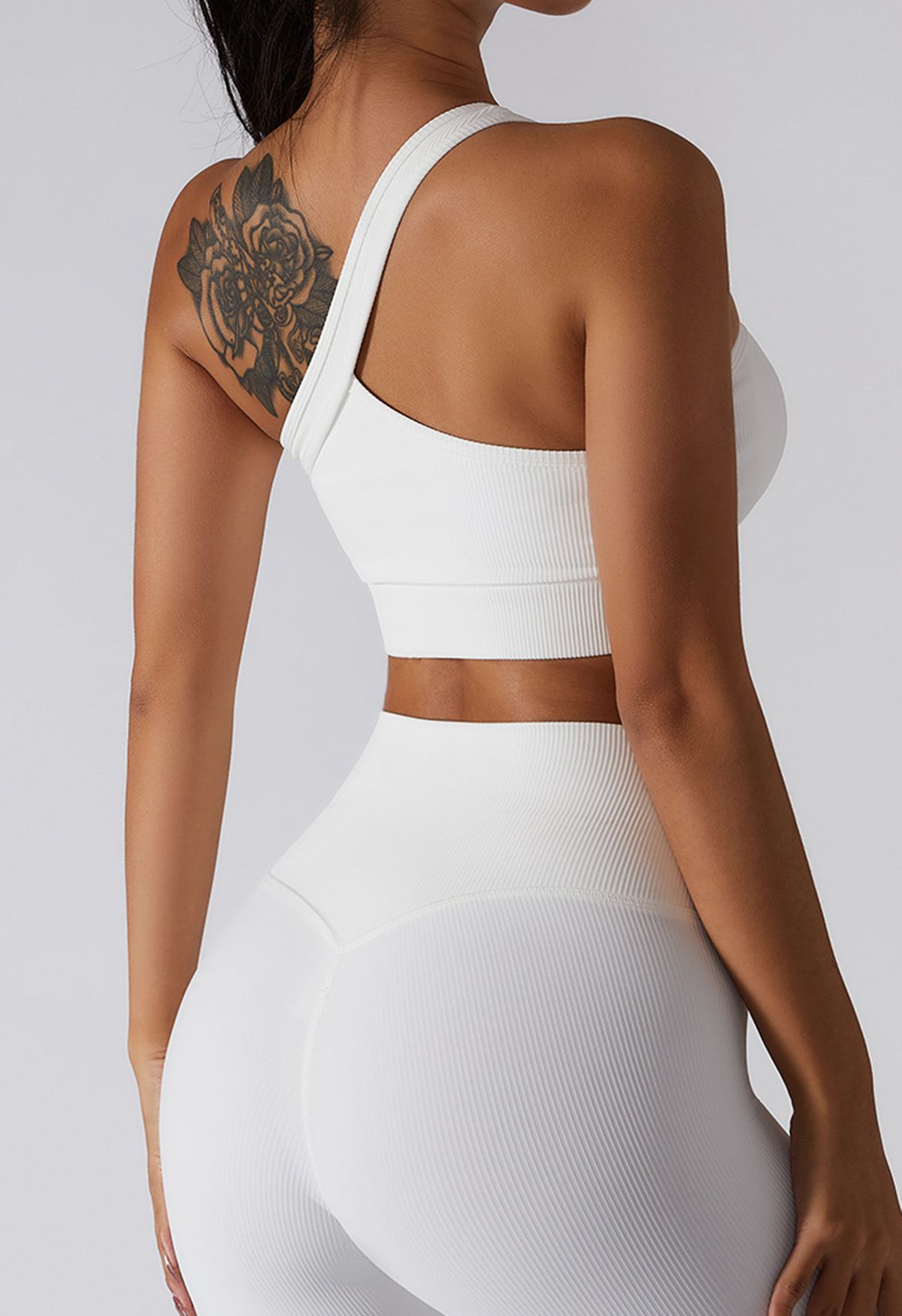 Soutien-Gorge de Sport Côtelé à Col Halter Incliné en Blanc