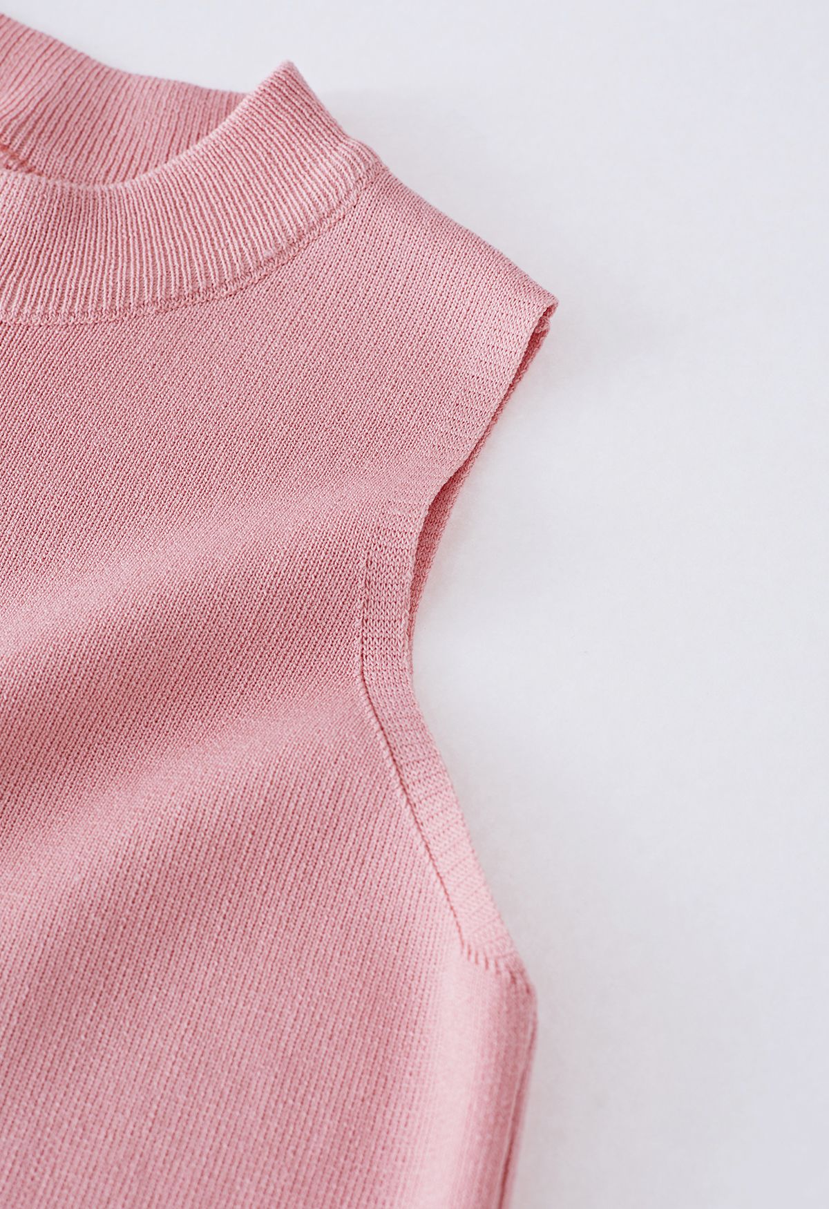 Crop Top Asymétrique en Tricot à Col Halter en Rose