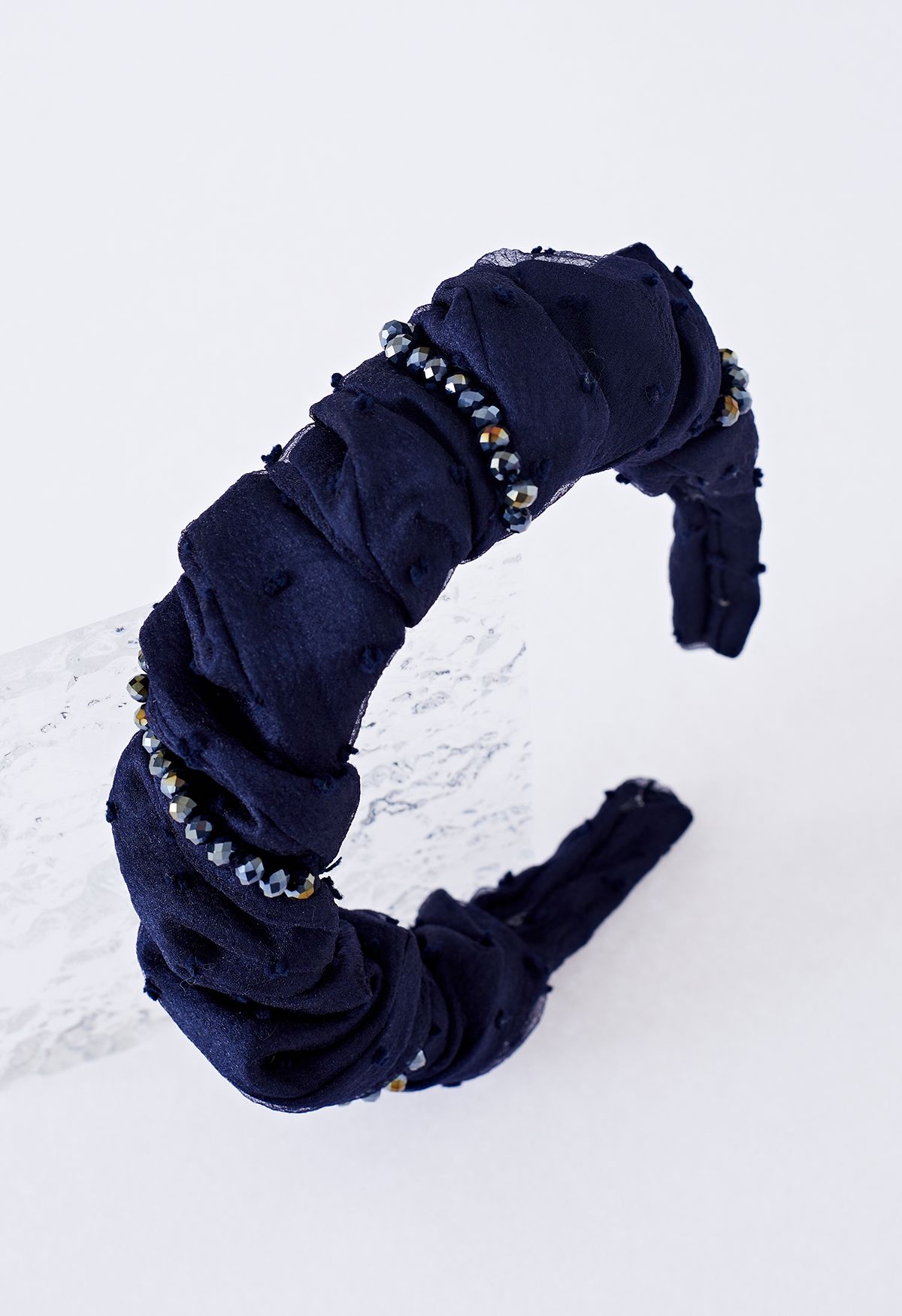 Bandeau à décor perlé en organza froncé bleu marine