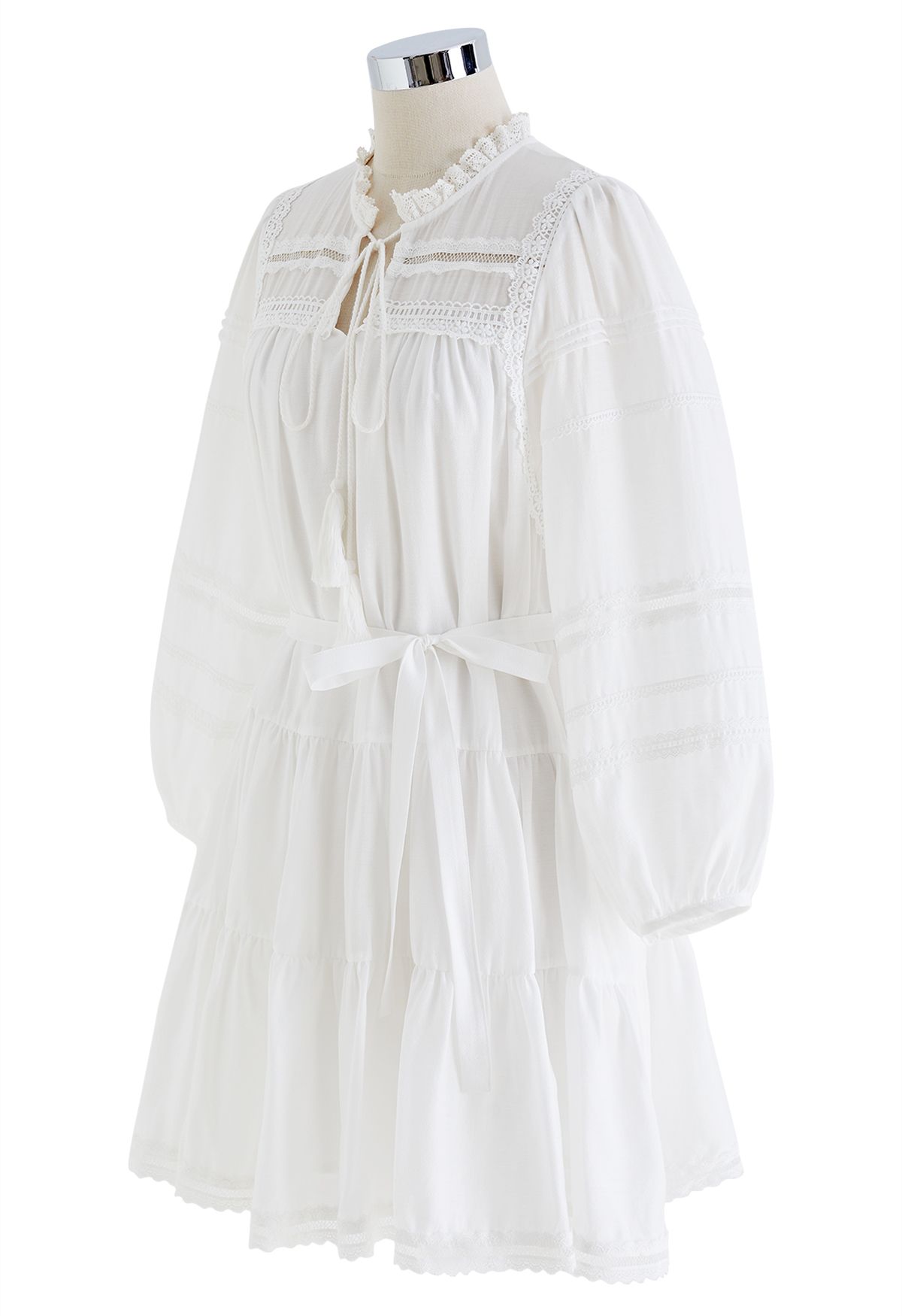 Belle robe blanche à manches bouffantes de déesse