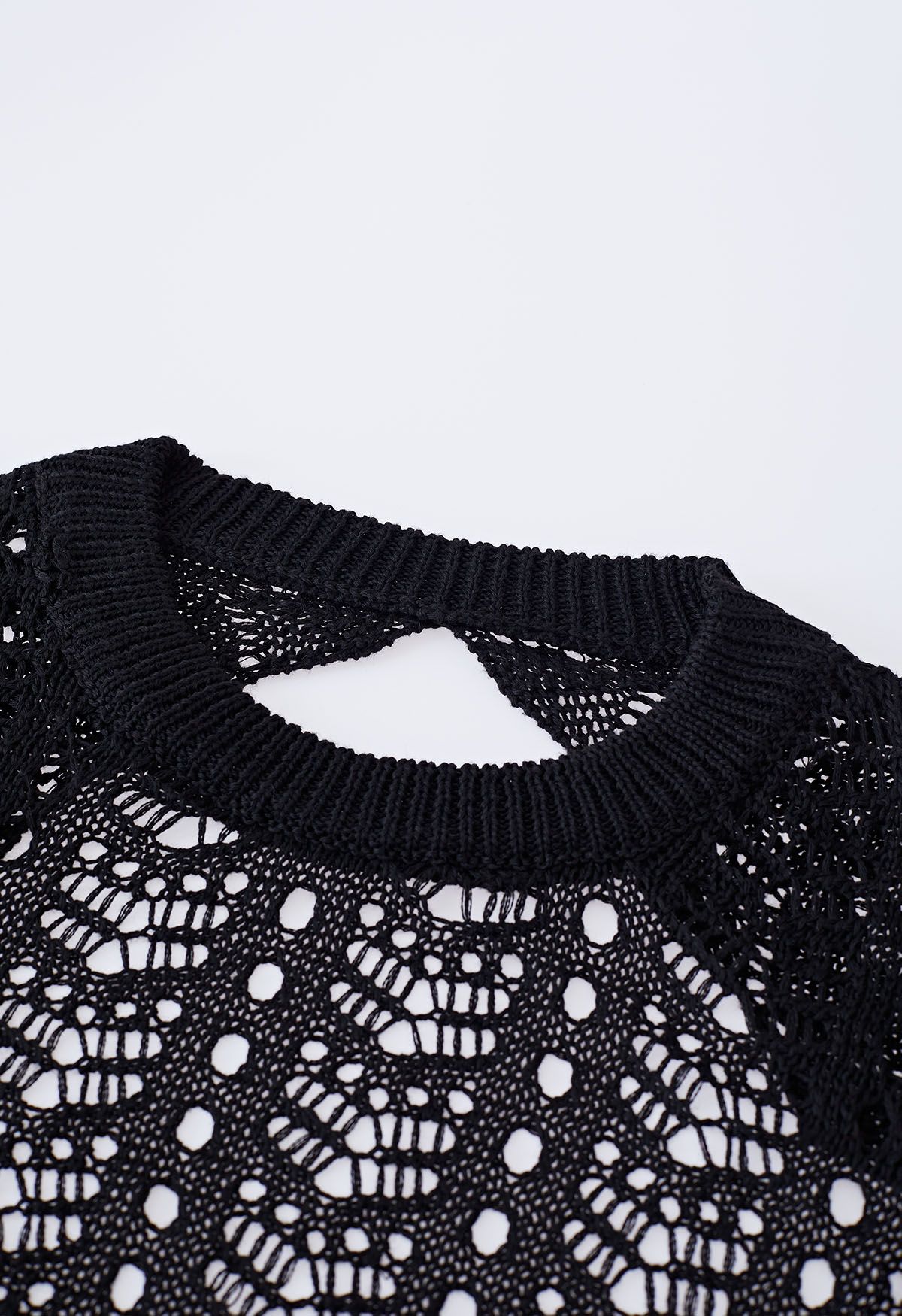 Couverture en tricot évidé à dos ouvert en noir