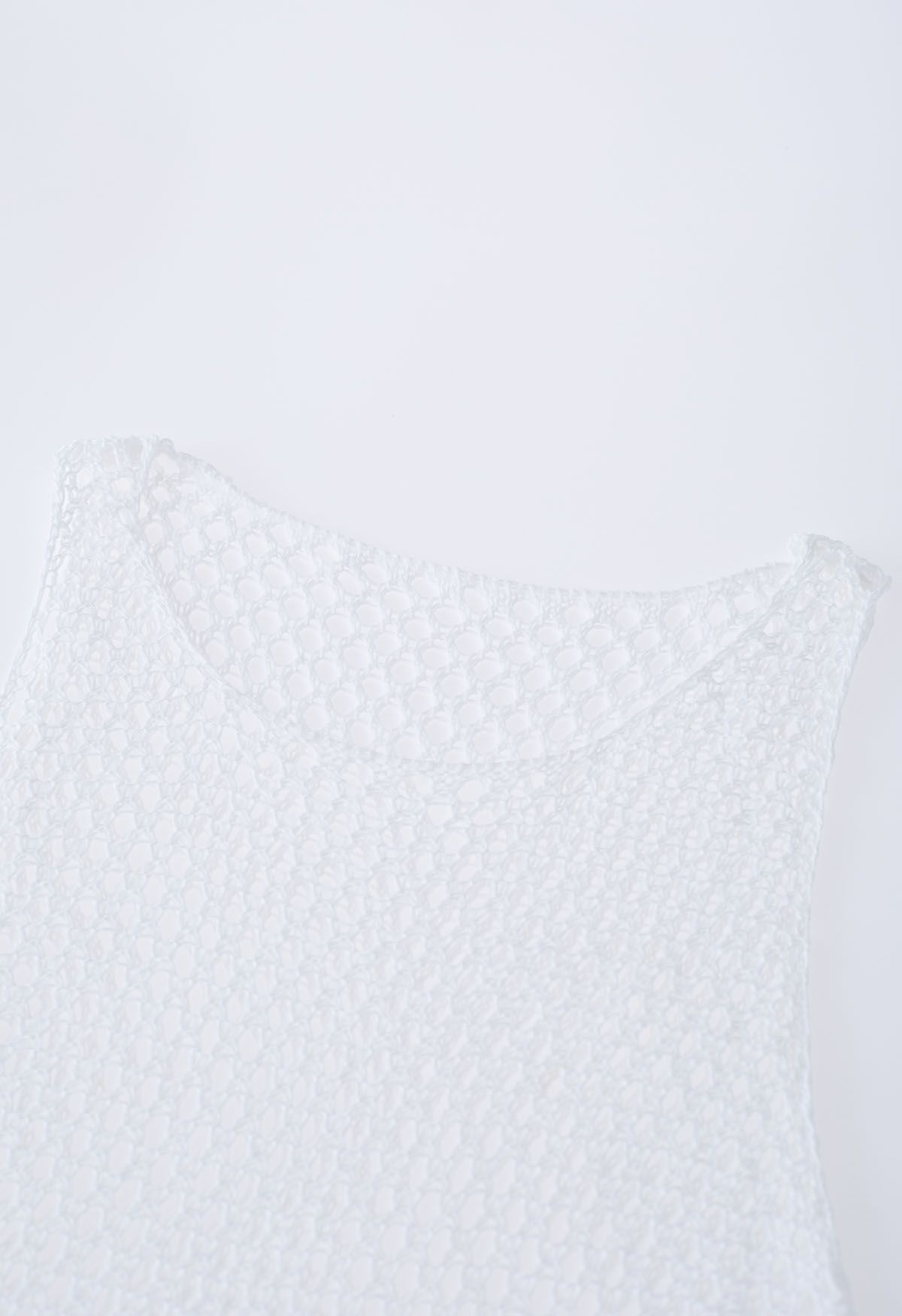 Couverture en tricot sans manches à ourlet à pampilles en blanc