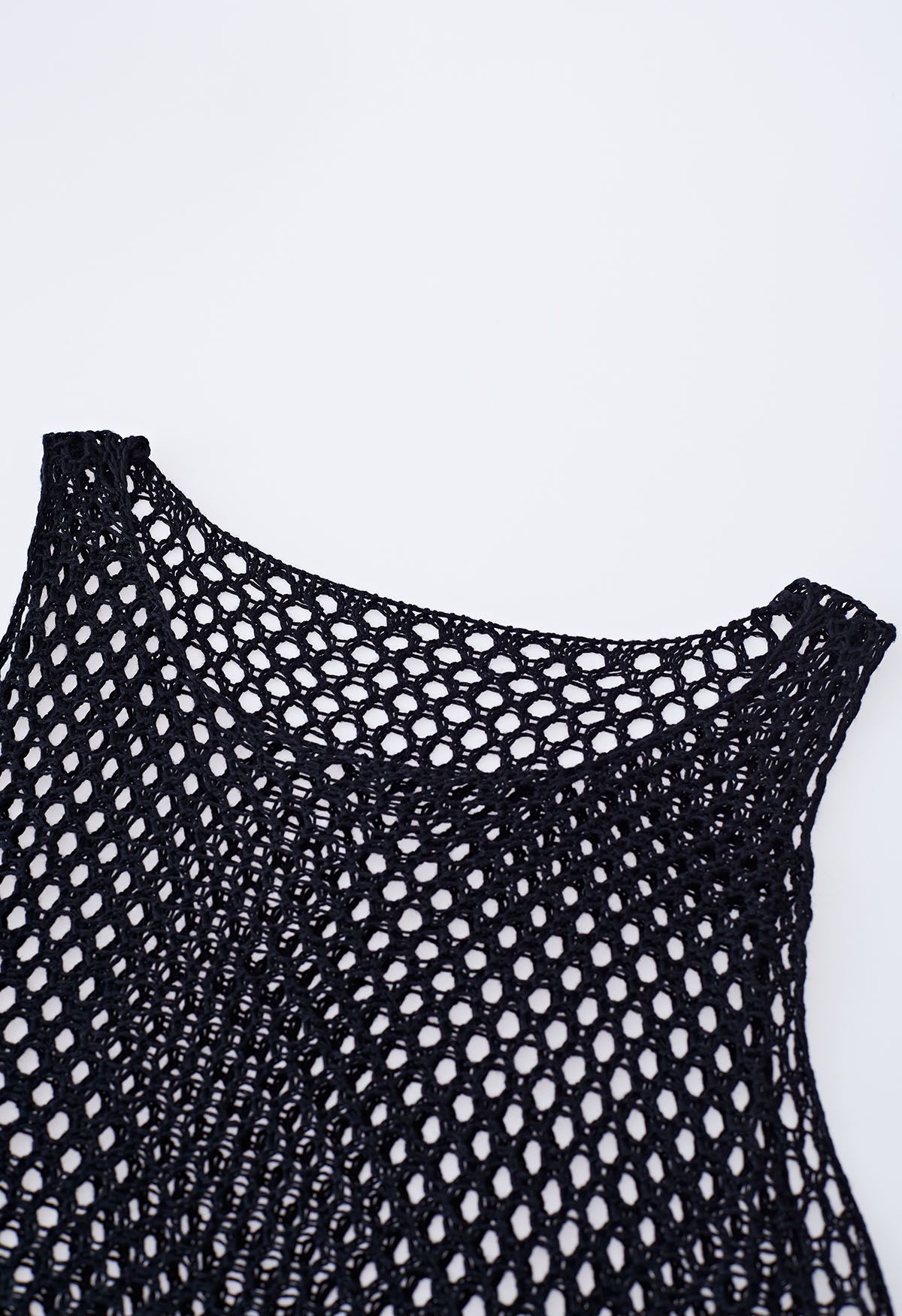 Couverture en tricot sans manches à ourlet à pampilles en noir