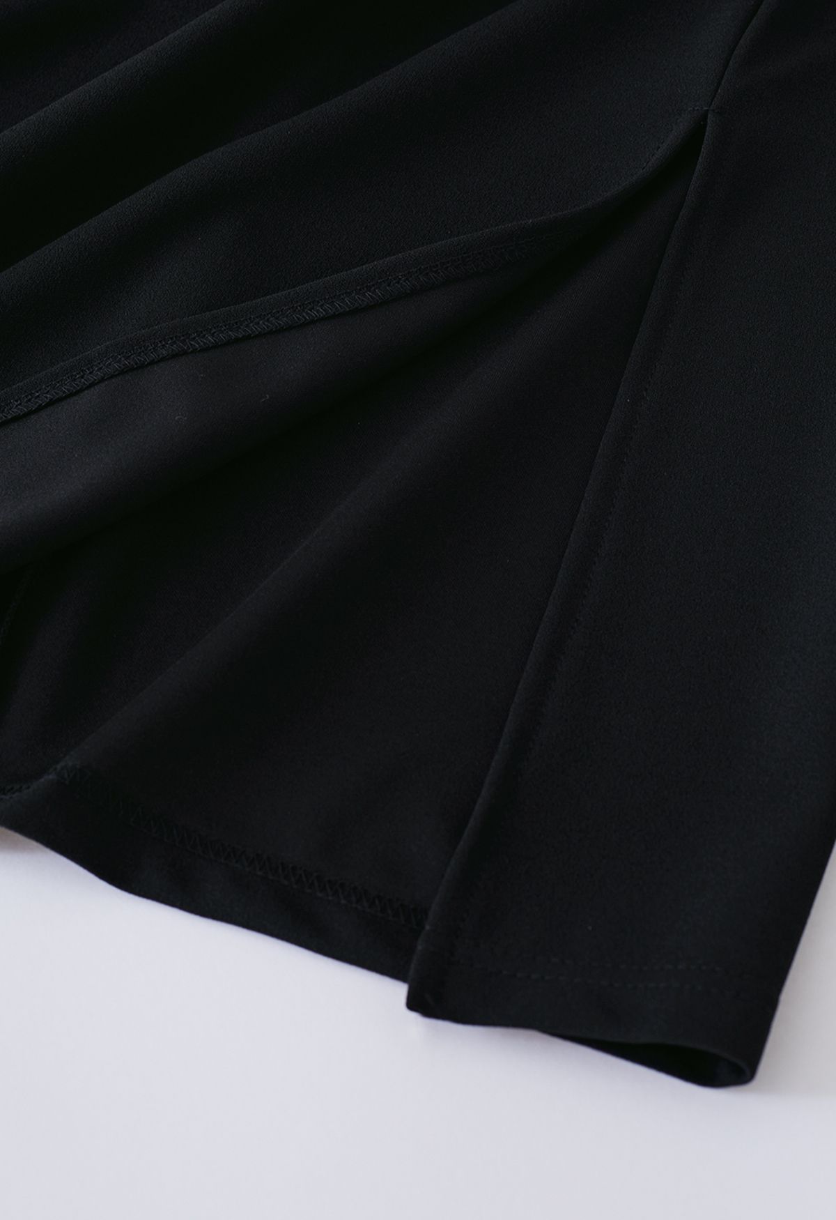 Robe bustier enveloppante à col licou en noir