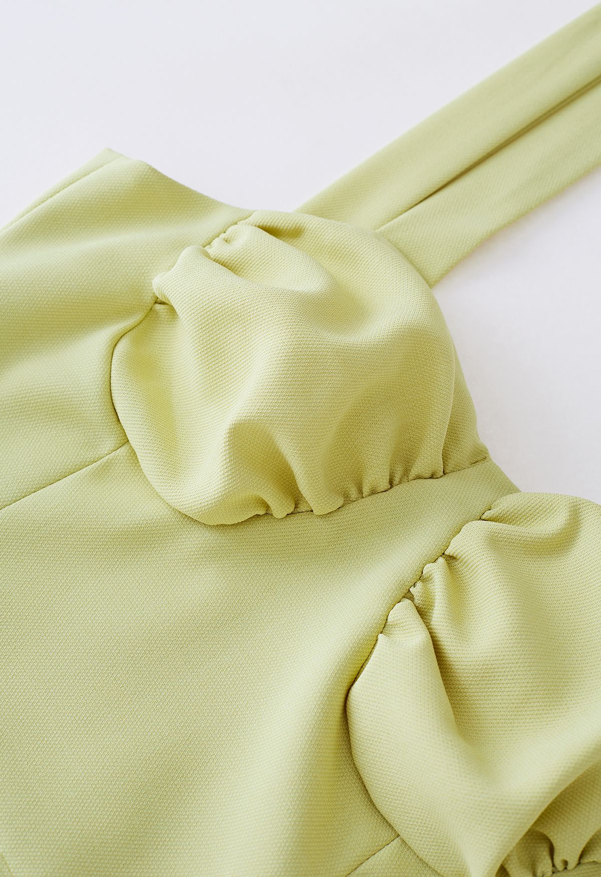 Crop top bustier à bretelles nouées en citron vert