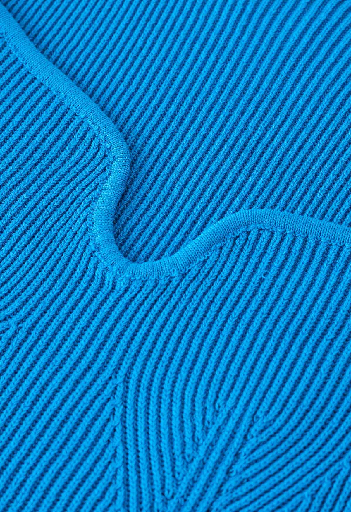 Haut en tricot ajusté à col large en forme de U en bleu
