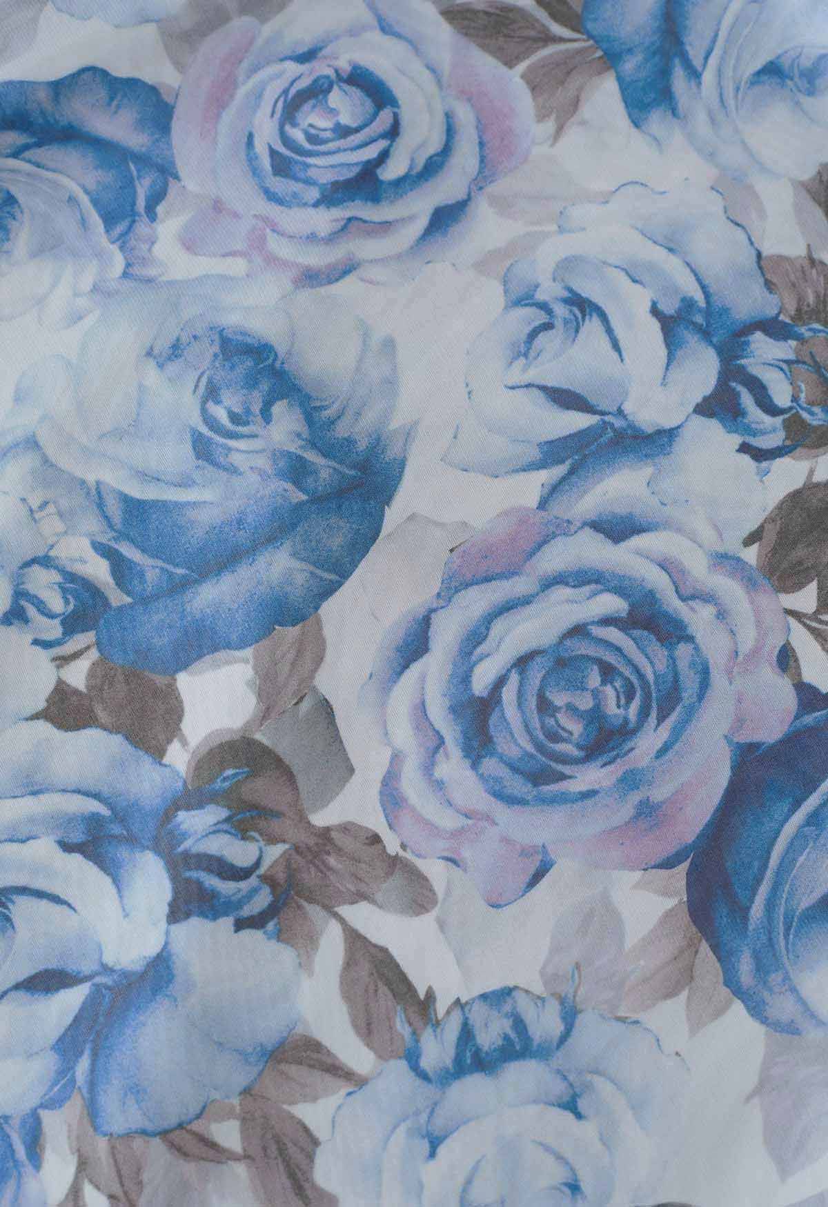 Jupe longue en mousseline imprimée de roses bleues