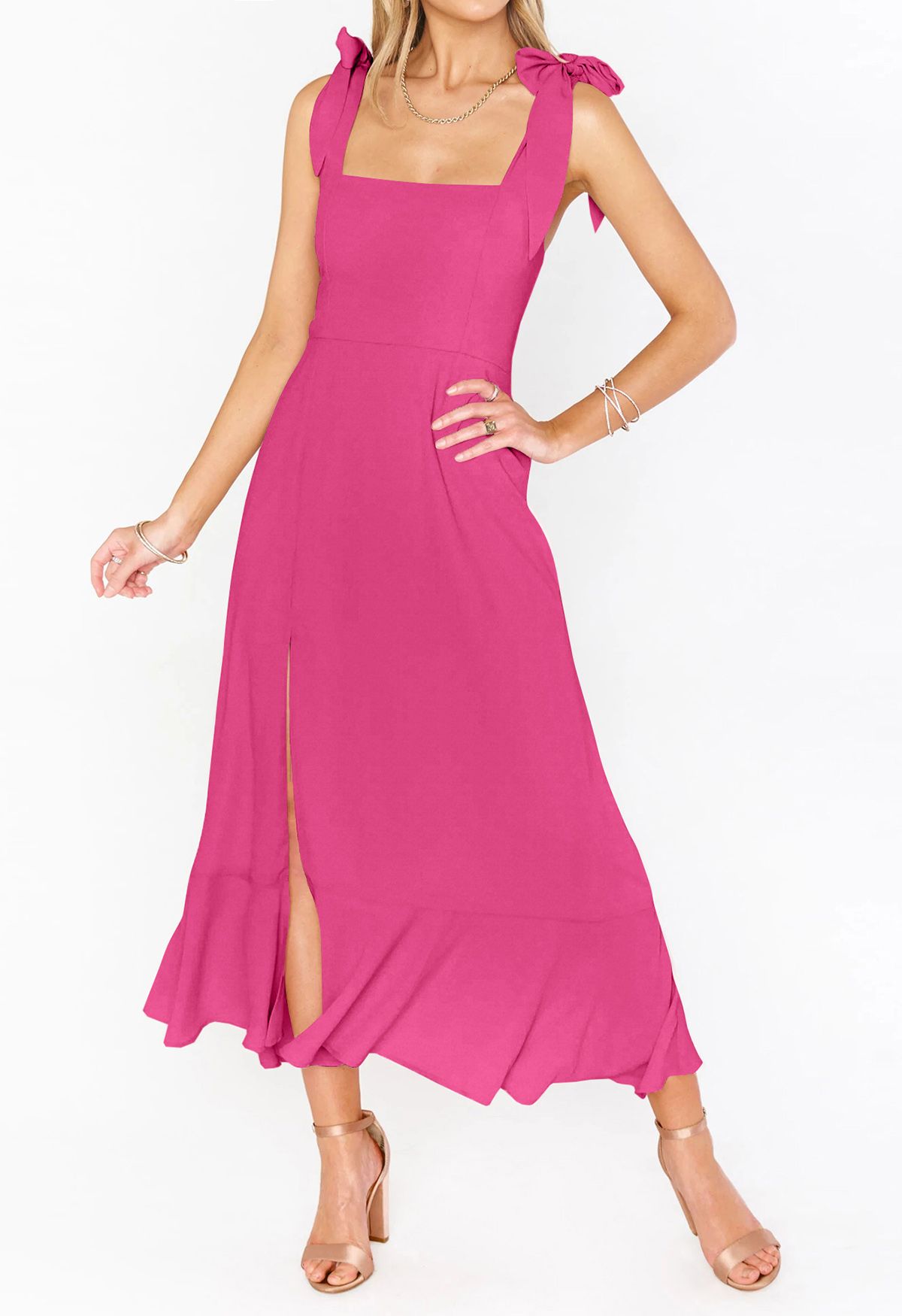 Robe caraco à volants avec ourlet noué aux épaules en rose vif