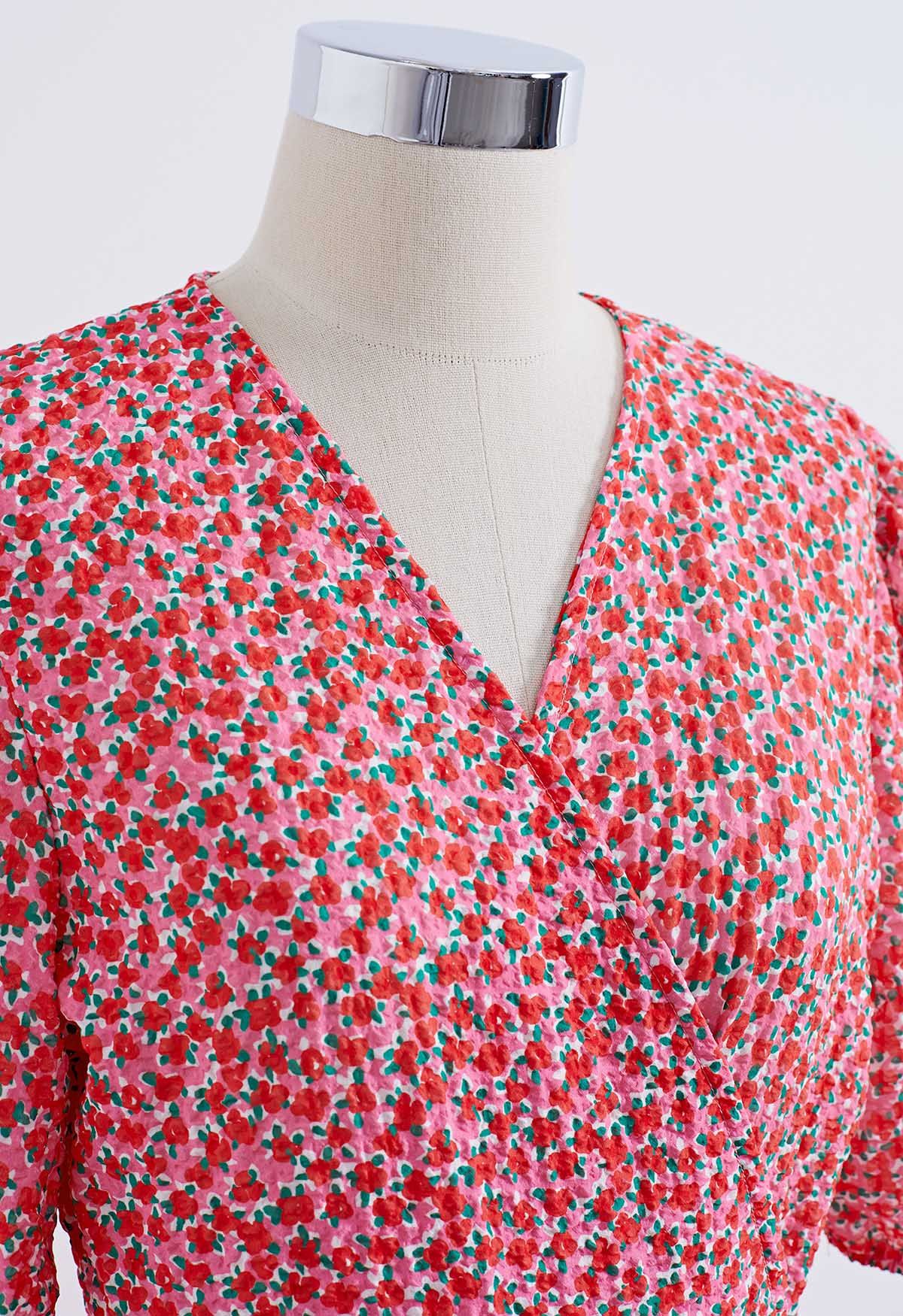 Adorable robe portefeuille mi-longue à imprimé fleuret