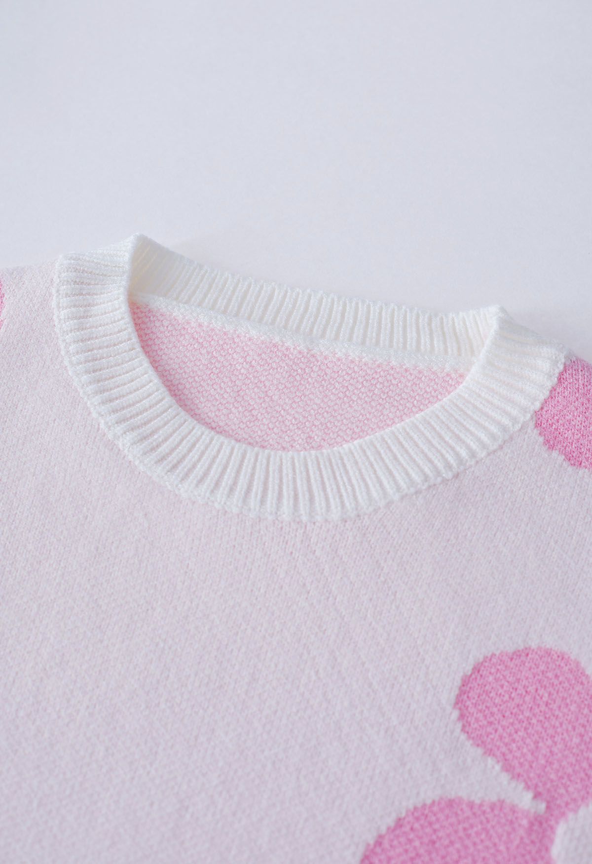 Cuteness Flowers Boxy Pull en Tricot à Col Rond en Rose Nude