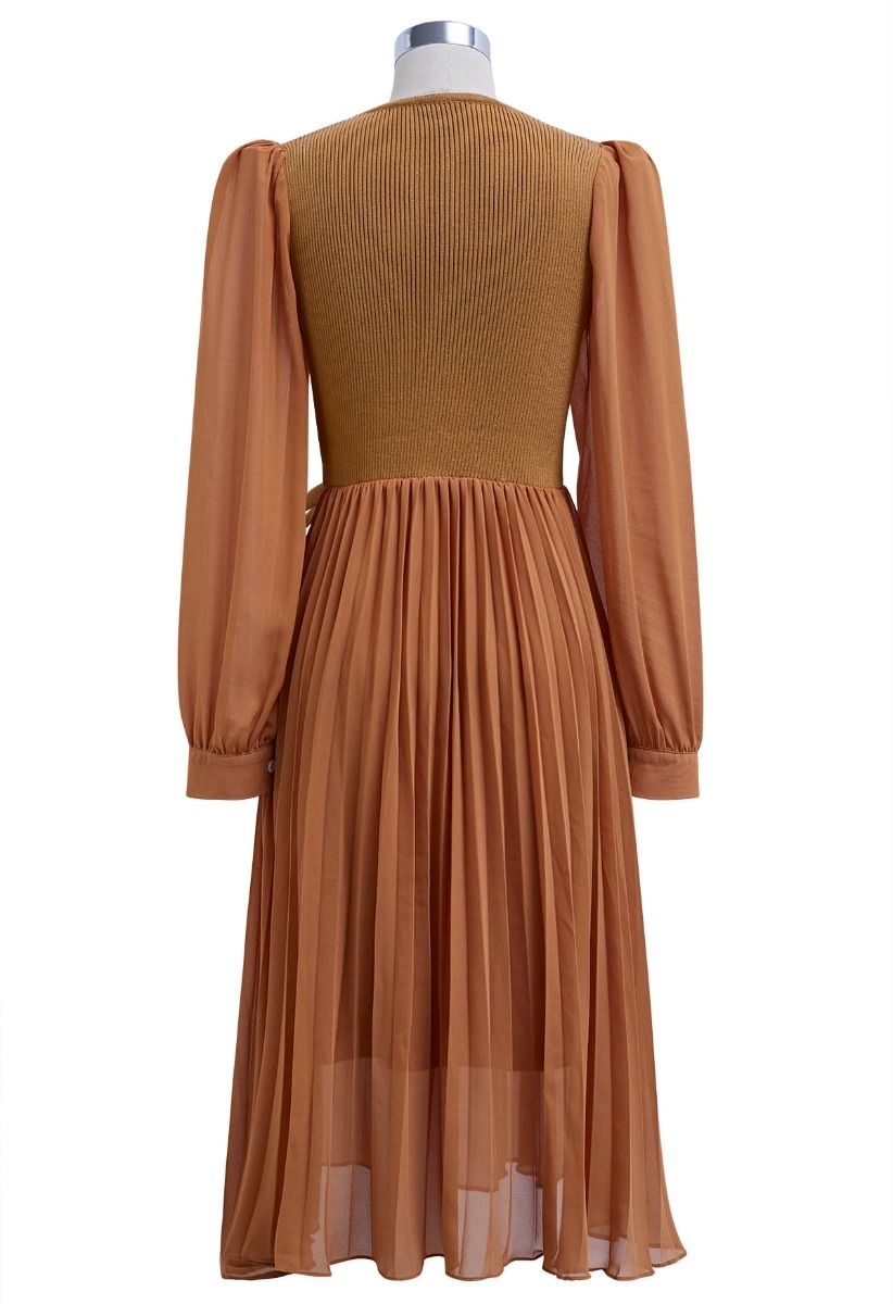 Robe mi-longue cache-cœur plissée en tricot épissé à nouer en caramel