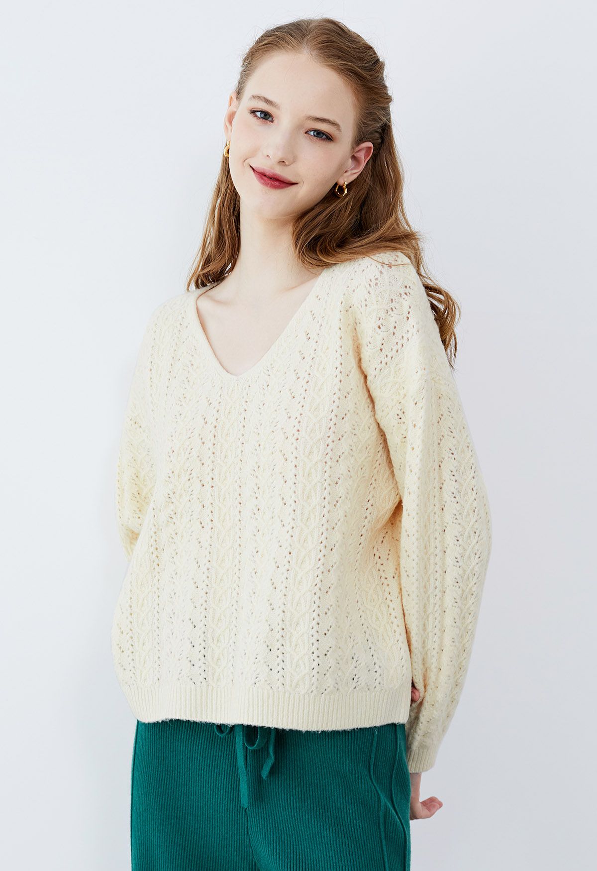 Pull en tricot pointelle à col en V en crème