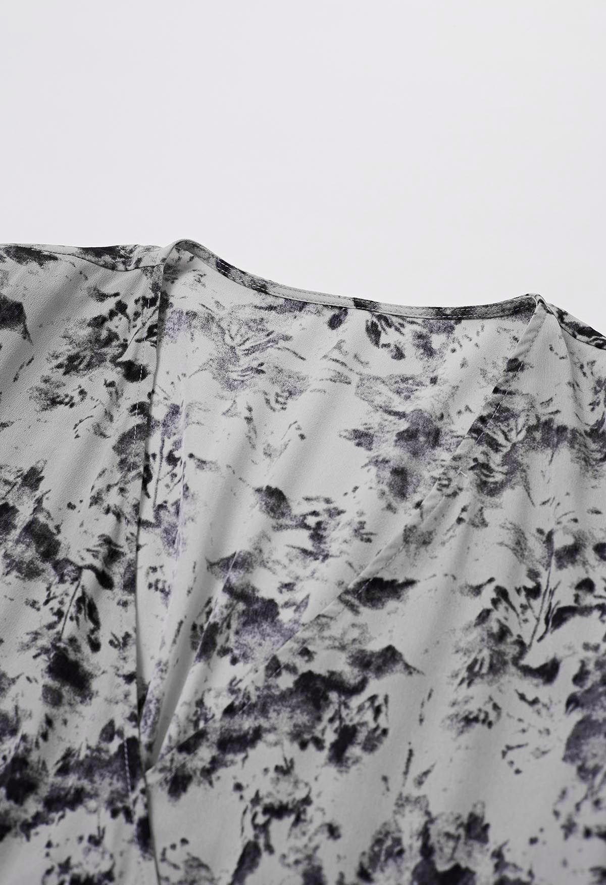Robe portefeuille en mousseline imprimée aquarelle en gris