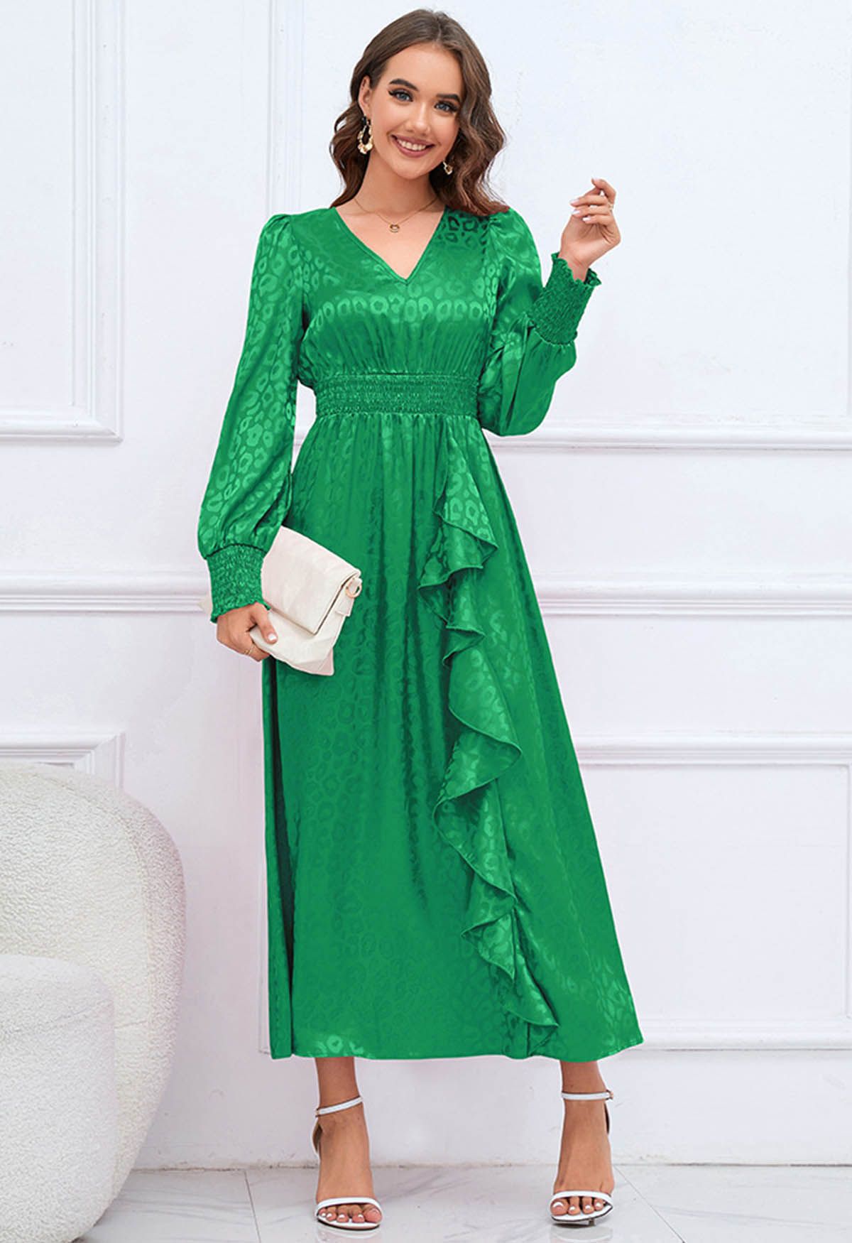 Robe longue à volants en jacquard léopard brillant en vert