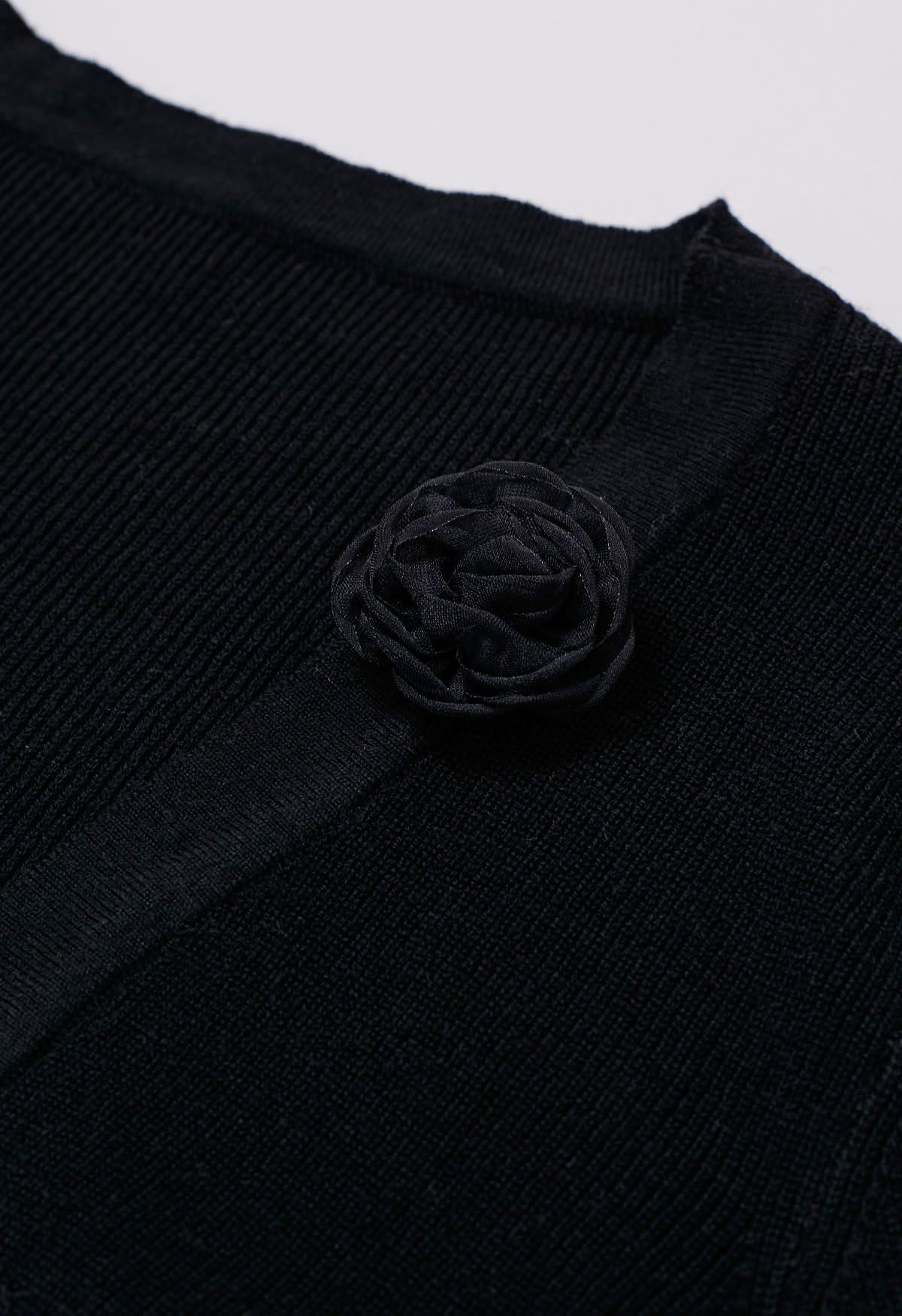 Ensemble robe en tricot à col licou et cardigan découpé en noir
