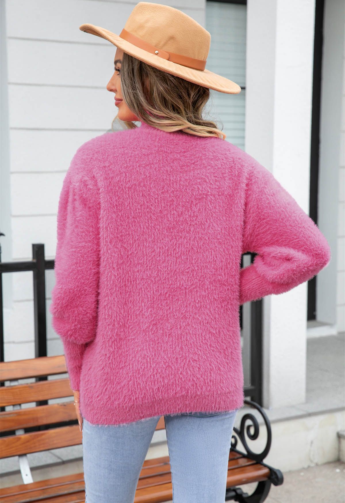 Pull en tricot pelucheux à col montant Cozy Perfection en rose