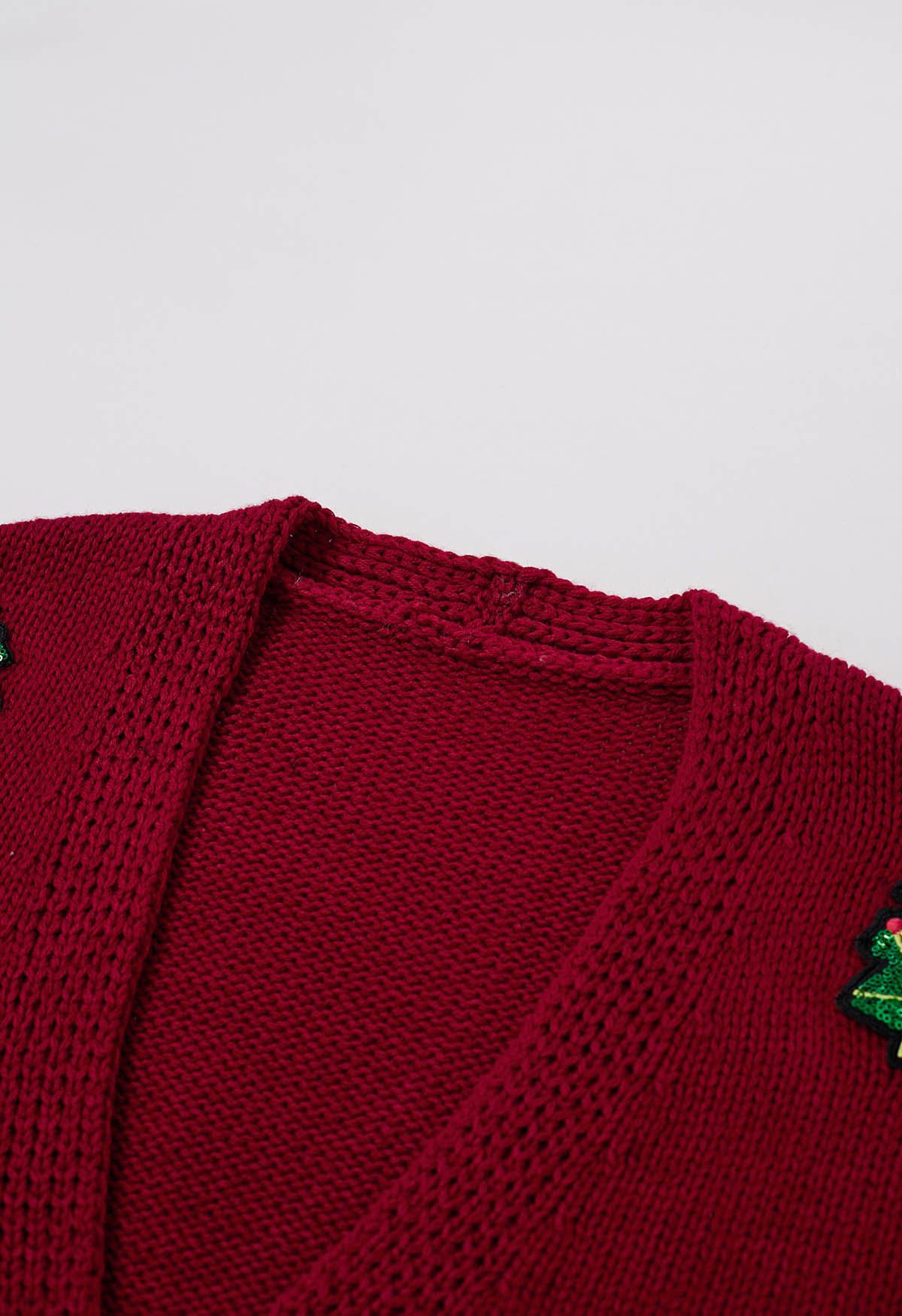 Cardigan boutonné à patch arbre de Noël à sequins en rouge