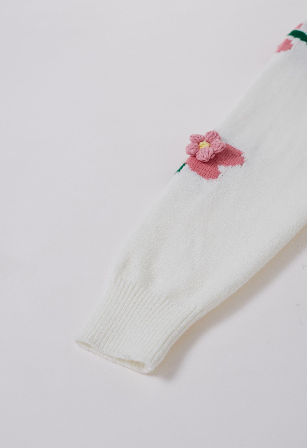Cardigan boutonné brodé de fleurs en point 3D en blanc