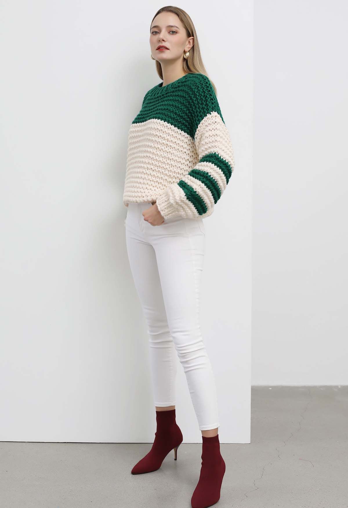 Pull épais tricoté à la main à manches rayées bicolores en vert