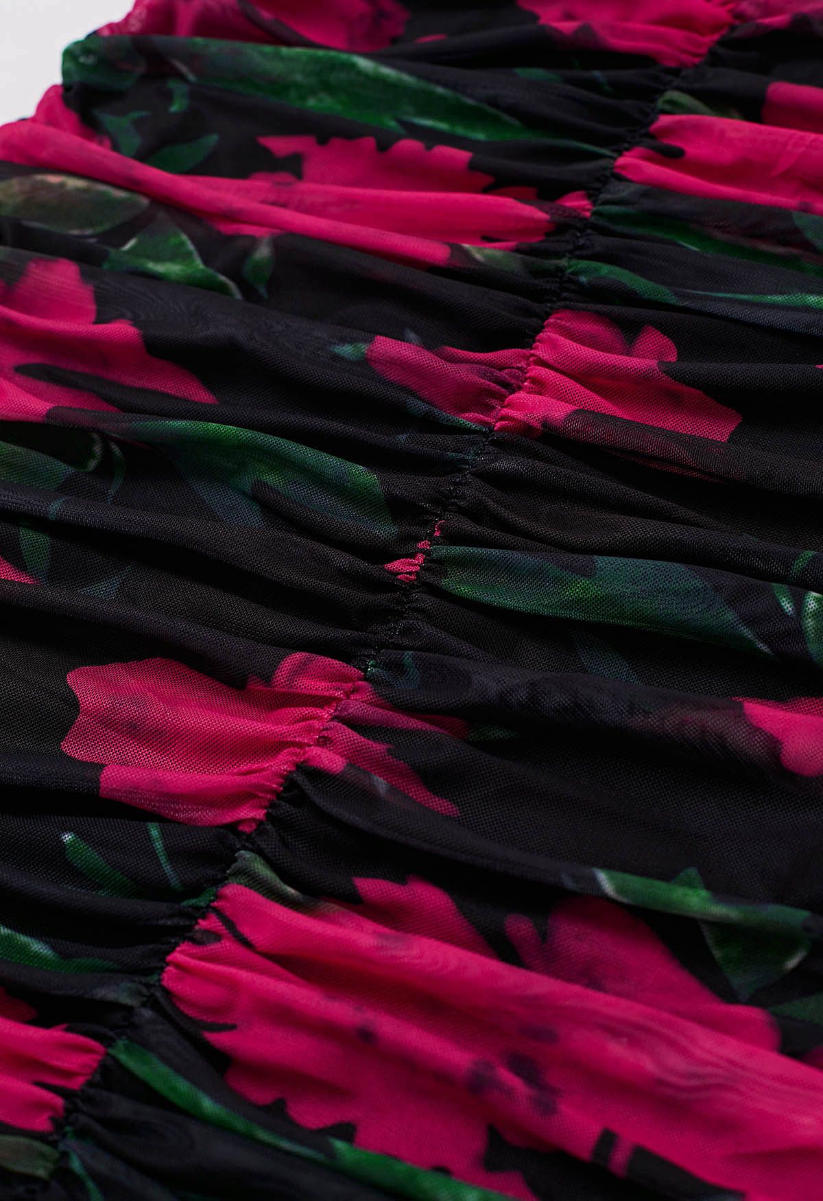 Robe caraco en maille froncée à fleurs rose vif