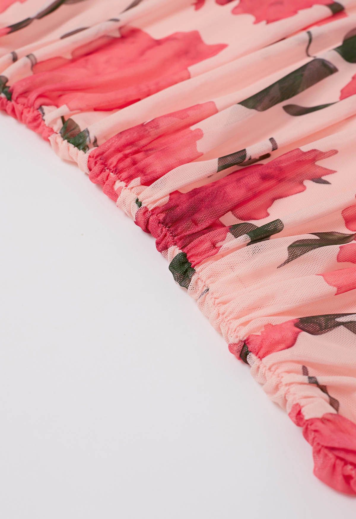 Robe caraco en maille froncée à fleurs rose