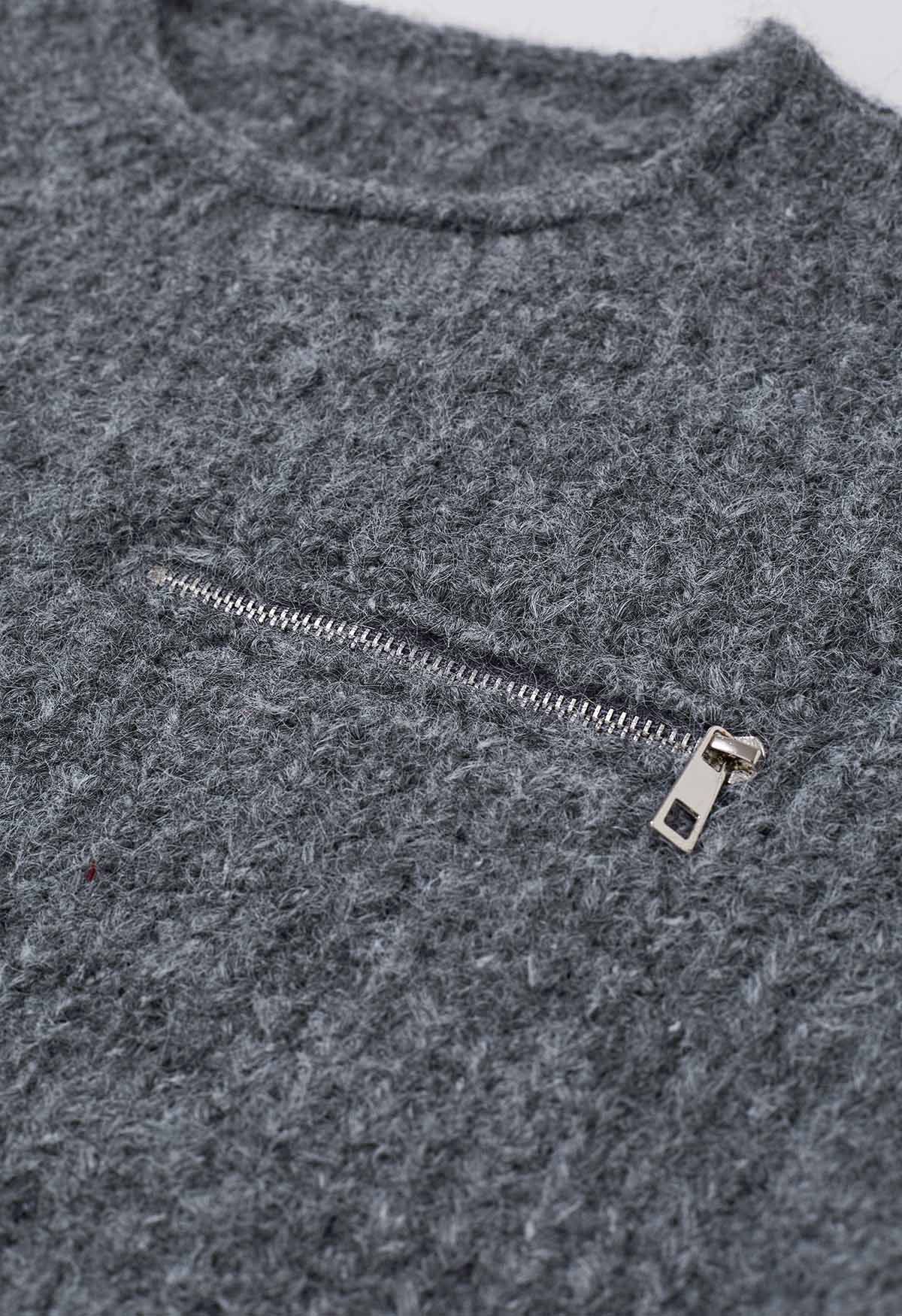 Pull en tricot pelucheux décoré de fermeture éclair en gris