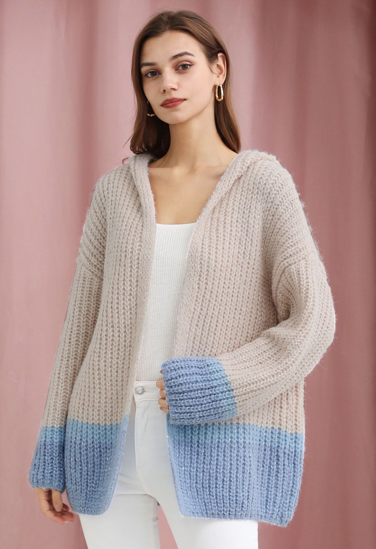 Cardigan en tricot à capuche ouvert sur le devant à sequins bleu dégradé