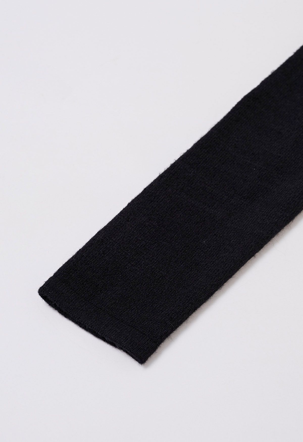 Haut en tricot épissé à épaules en maille et dentelle au crochet en noir