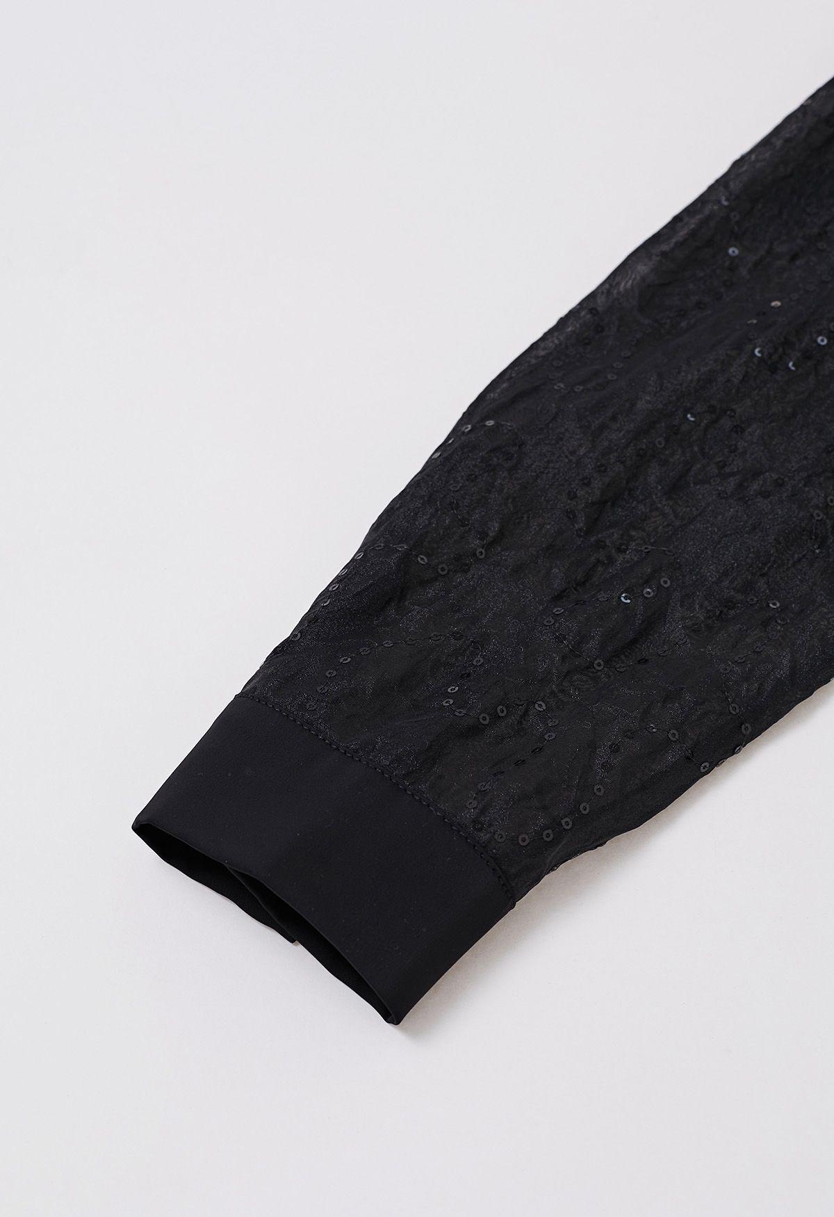 Chemise boutonnée à sequins en maille florale en noir
