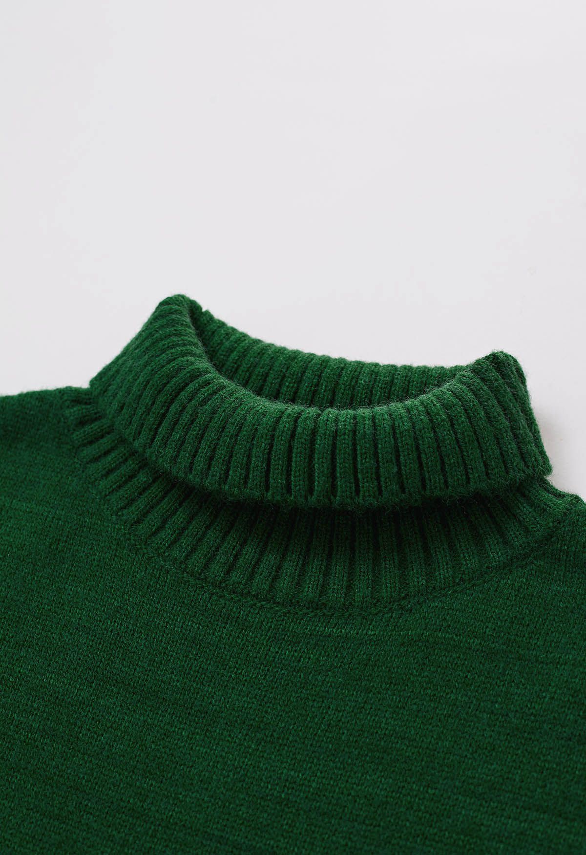 Robe midi en tricot ceinturée à col roulé en vert