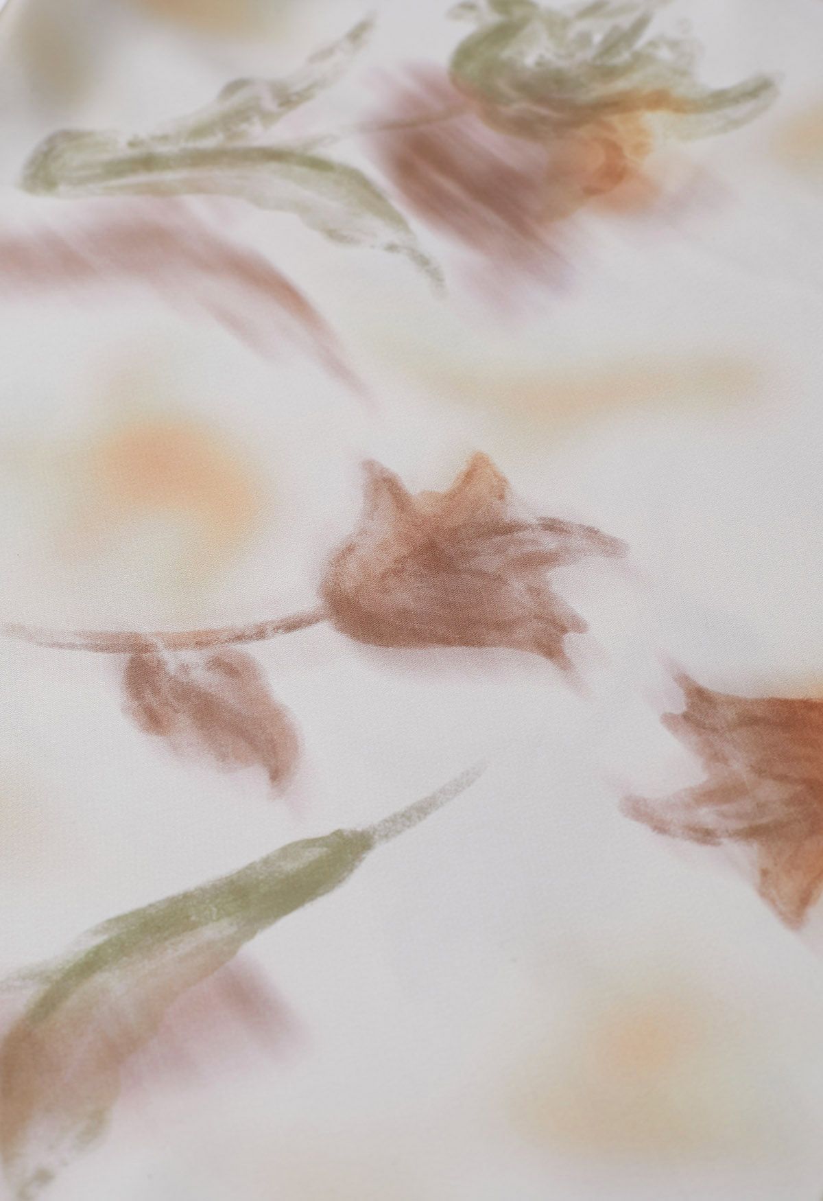 Haut en satin à imprimé floral aquarelle avec tour de cou en rouille