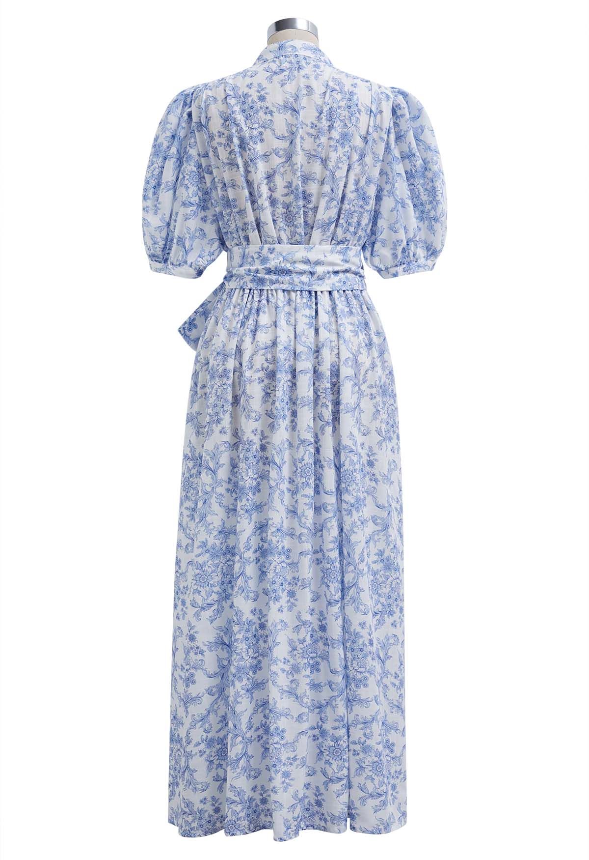 Robe boutonnée en coton à manches bouffantes et imprimé floral et vigne en bleu clair