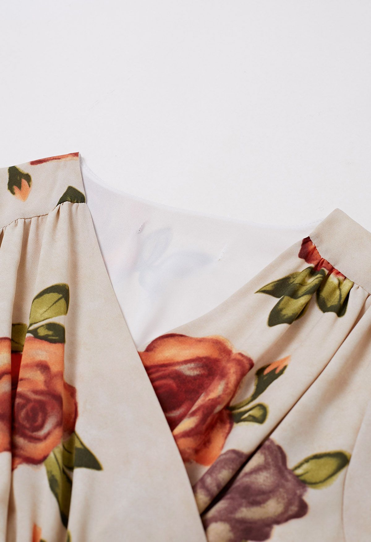 Robe mi-longue portefeuille à imprimé roses vintage