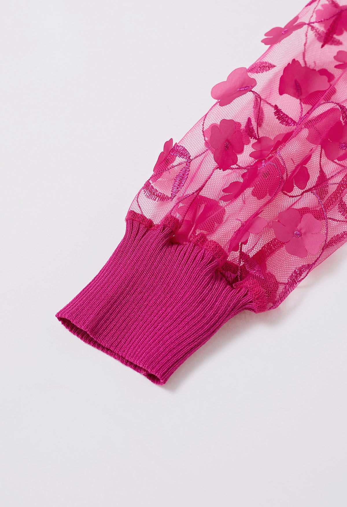 Haut en tricot épissé à manches en maille Floret 3D en rose vif