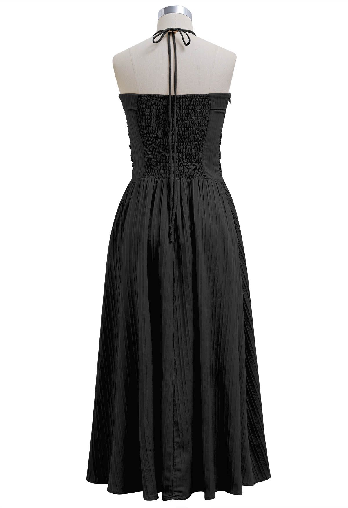 Robe mi-longue dos nu froncée au dos en noir