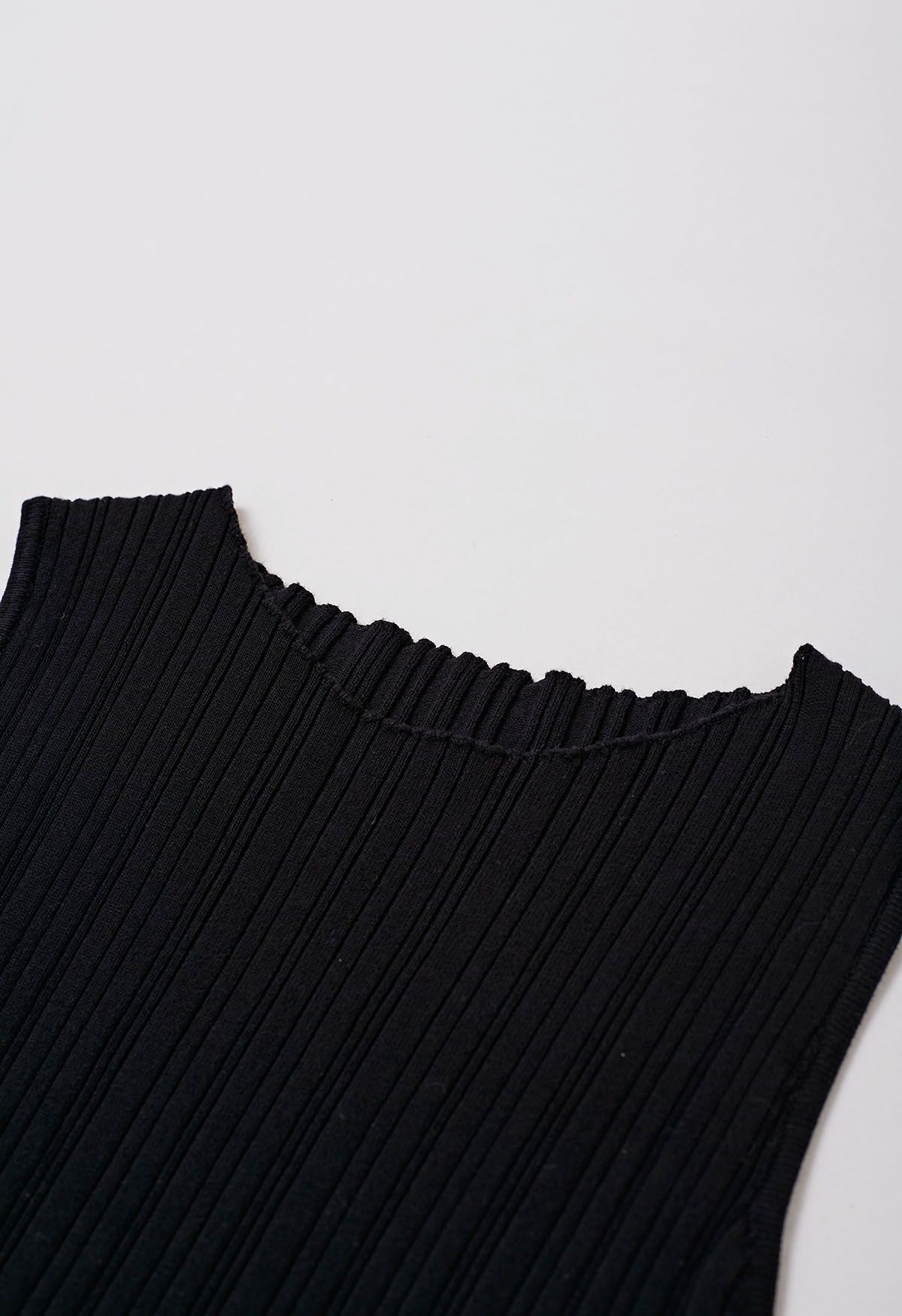 Robe longue en tricot sans manches moulante au dos fendu en noir