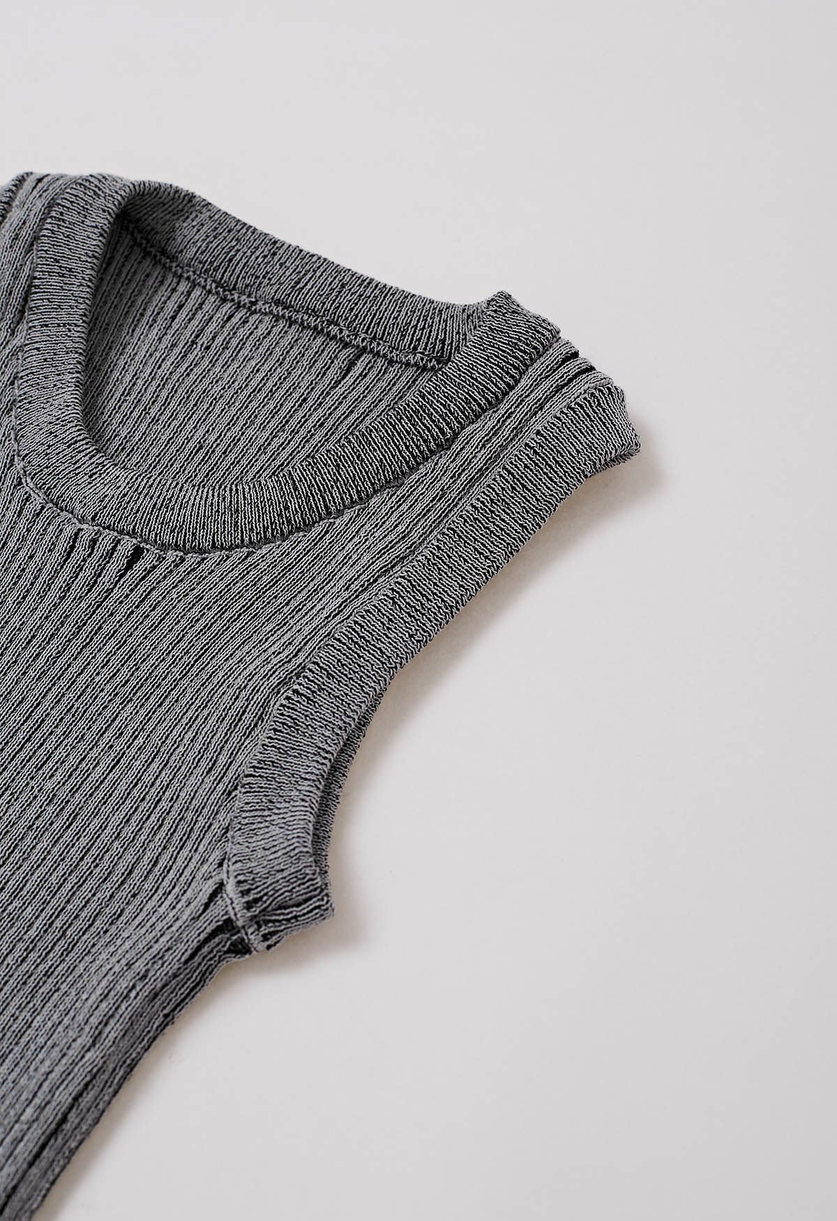 Débardeur en tricot texturé à rayures en gris