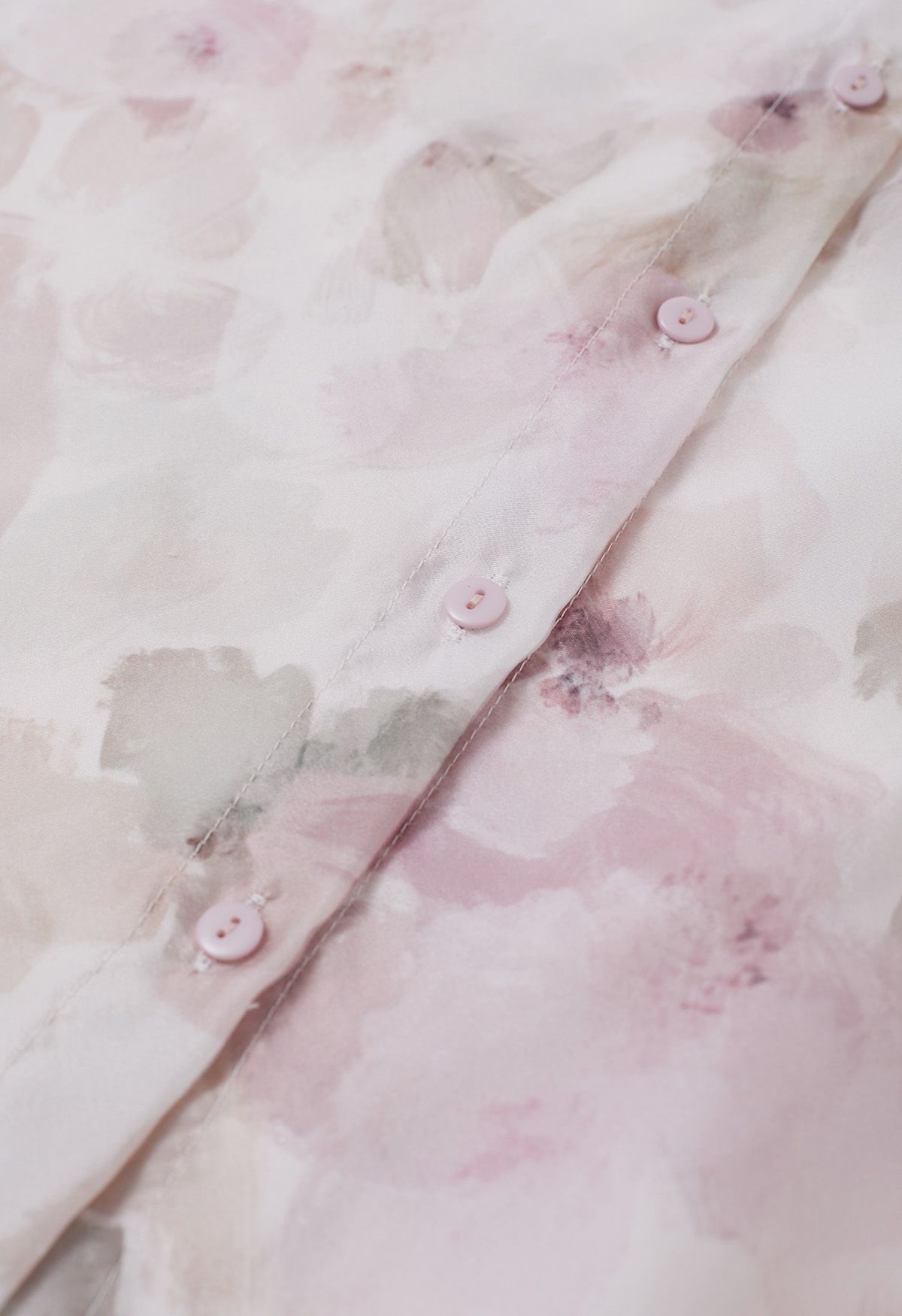 Chemise transparente florale aquarelle à col nœud papillon en rose