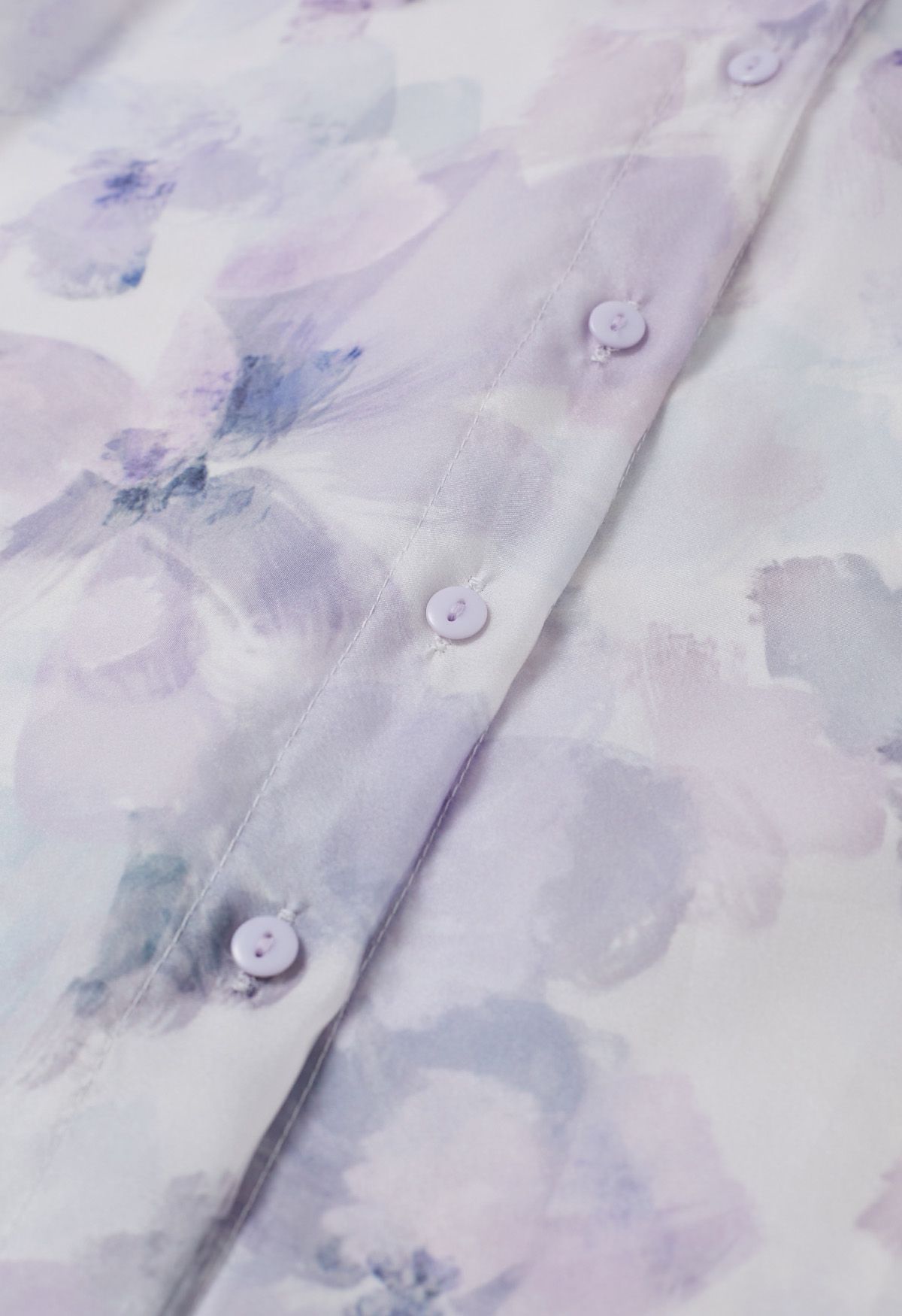 Chemise transparente florale aquarelle à col nœud papillon en lilas
